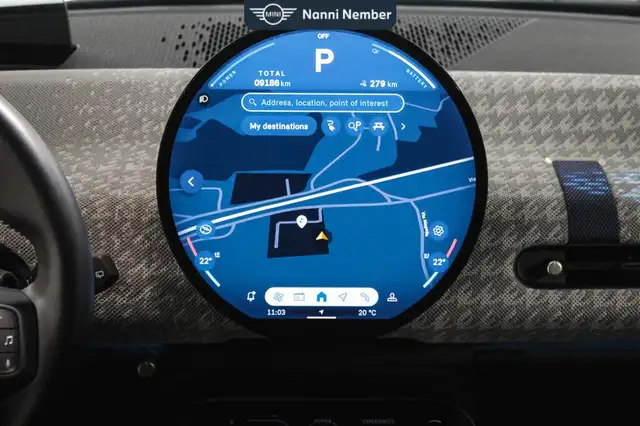 Mini Hatch view 11