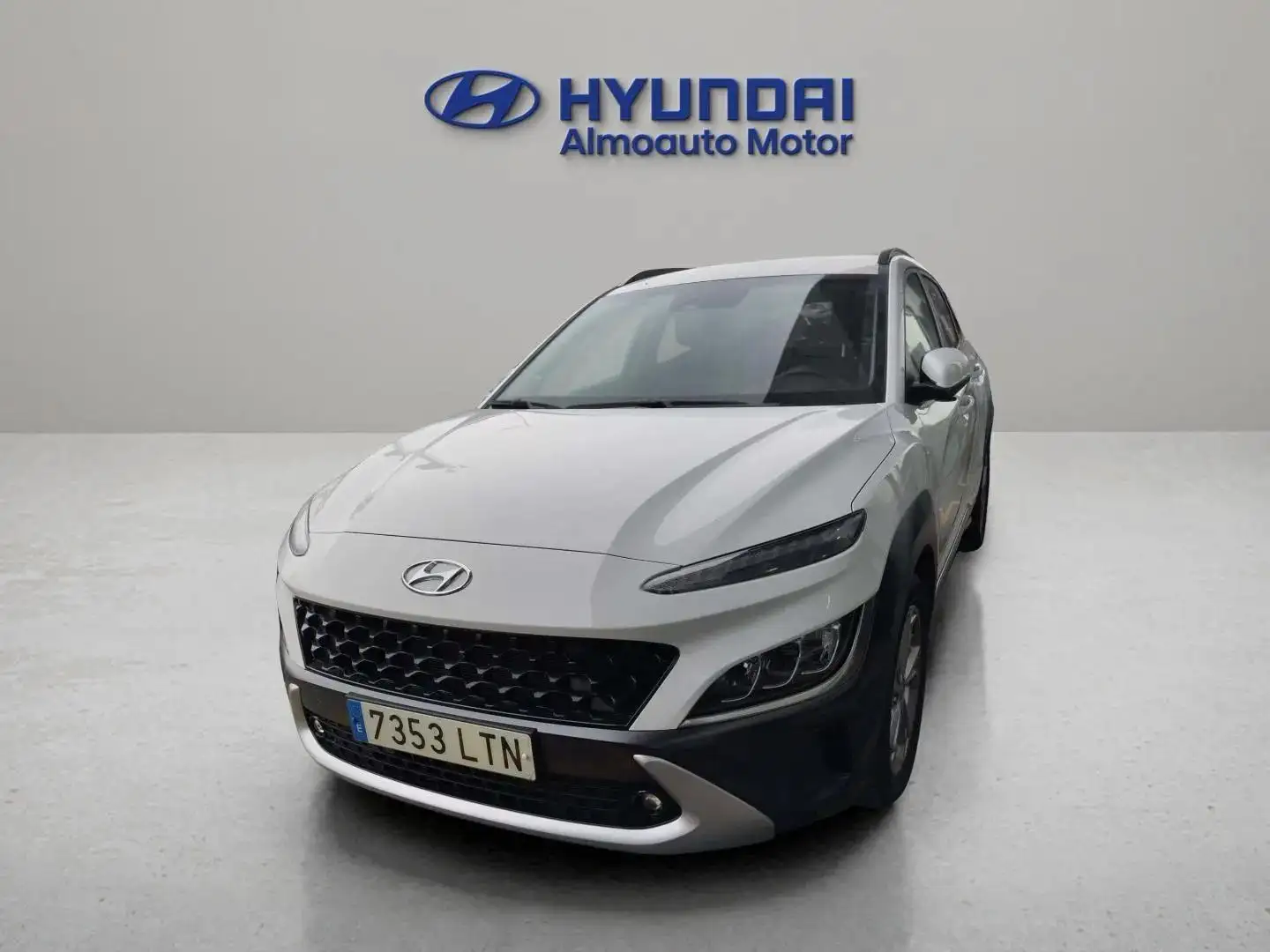 Hyundai KONA 1.0 TGDI Tecno 4x2 Weiß - 1