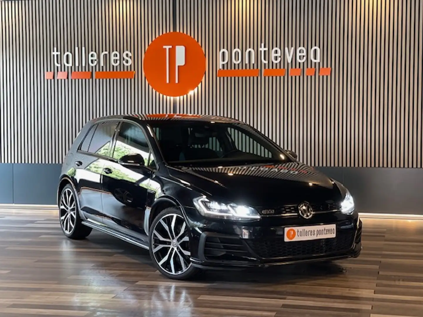 Volkswagen Golf 2.0TDI GTD DSG7 135kW(4.75) Noir - 1