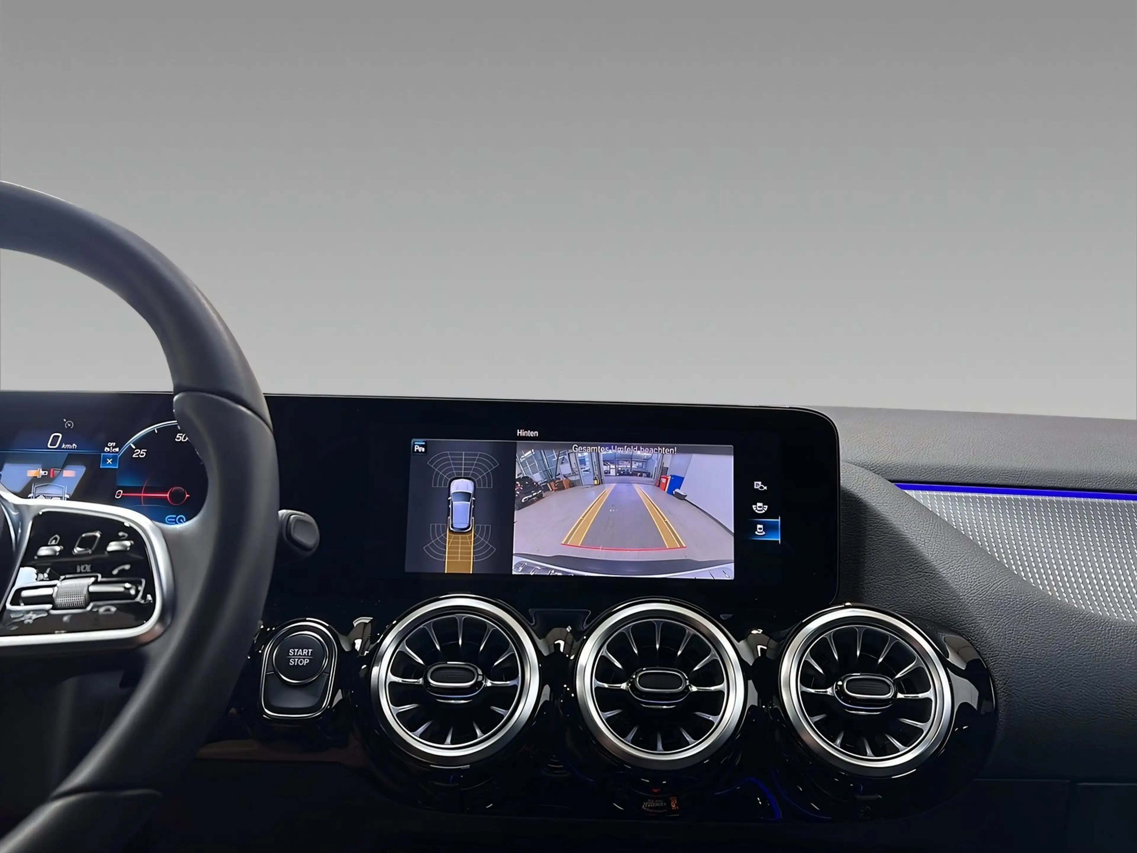 Mercedes-Benz EQA 300 4M LED+NIGHT+Ambi+SHz+TotW+19"AMG-Felgen — photo 15