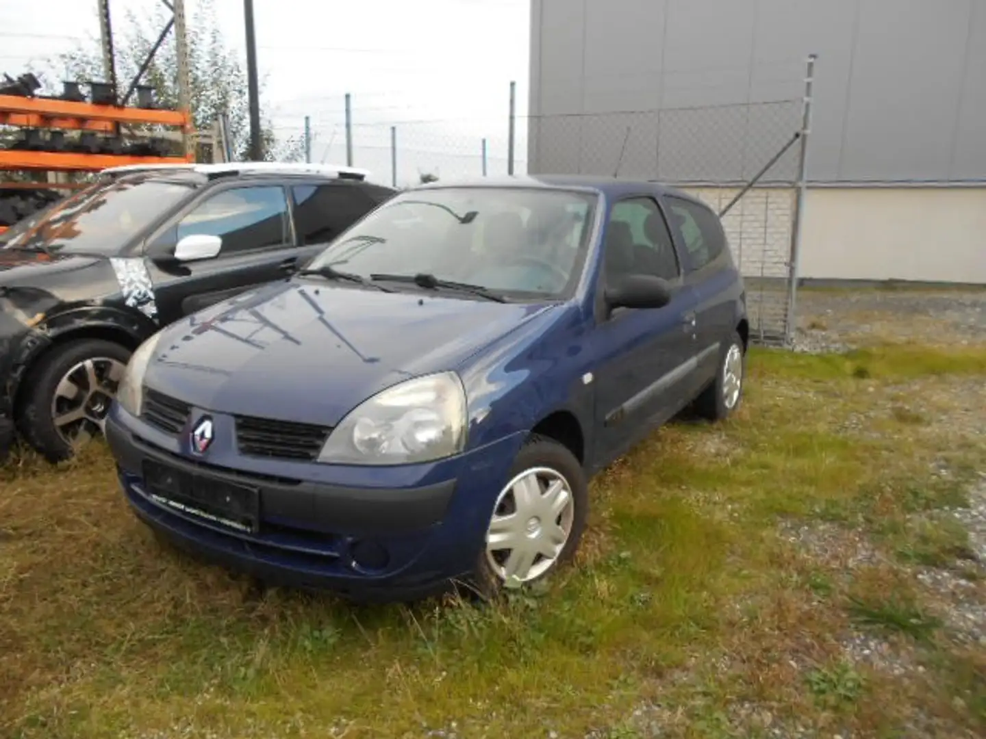 Renault Clio Cool & Sound 1,2 Blau - 1