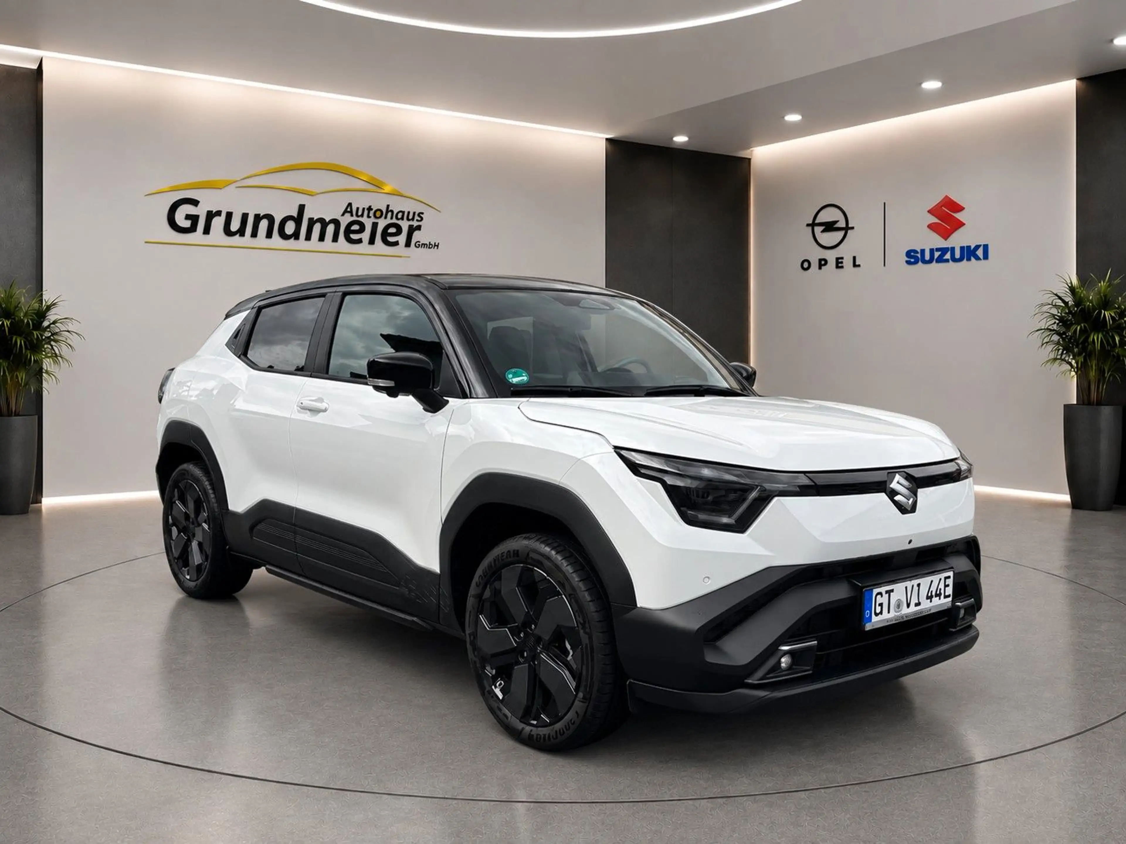 Suzuki e Vitara Comfort+ /360' Kamera/Panorama/LED