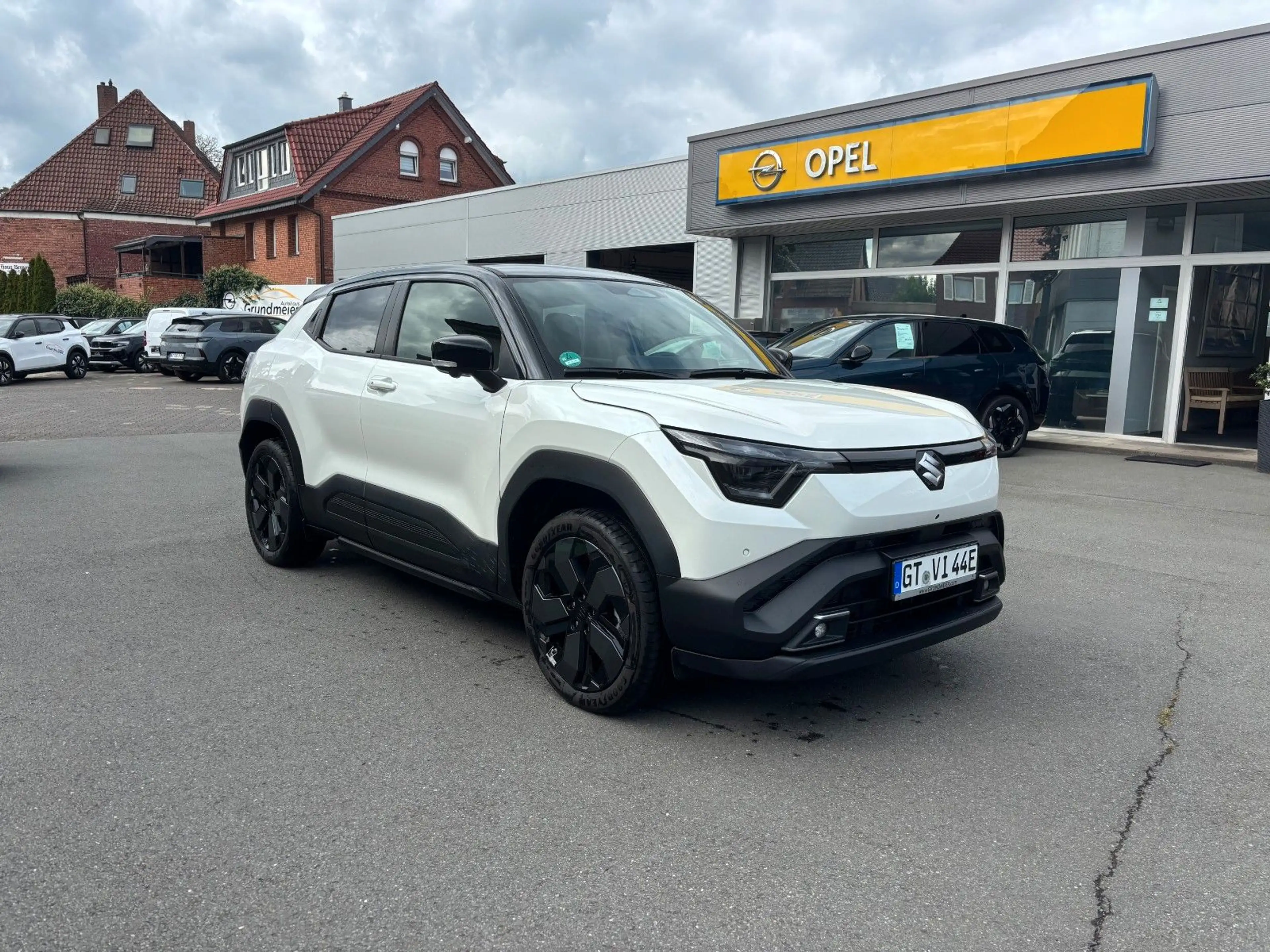 Suzuki e Vitara Comfort+ /360' Kamera/Panorama/LED — photo 2
