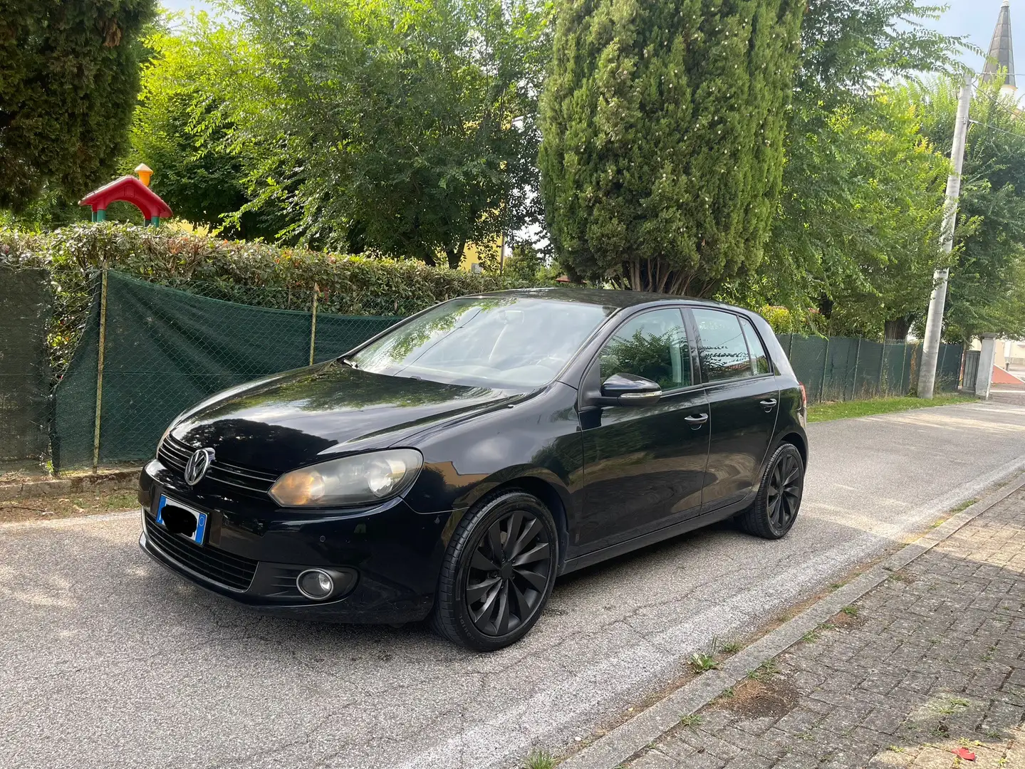Volkswagen Golf 5p 1.6 tdi BLACK LINE - 1