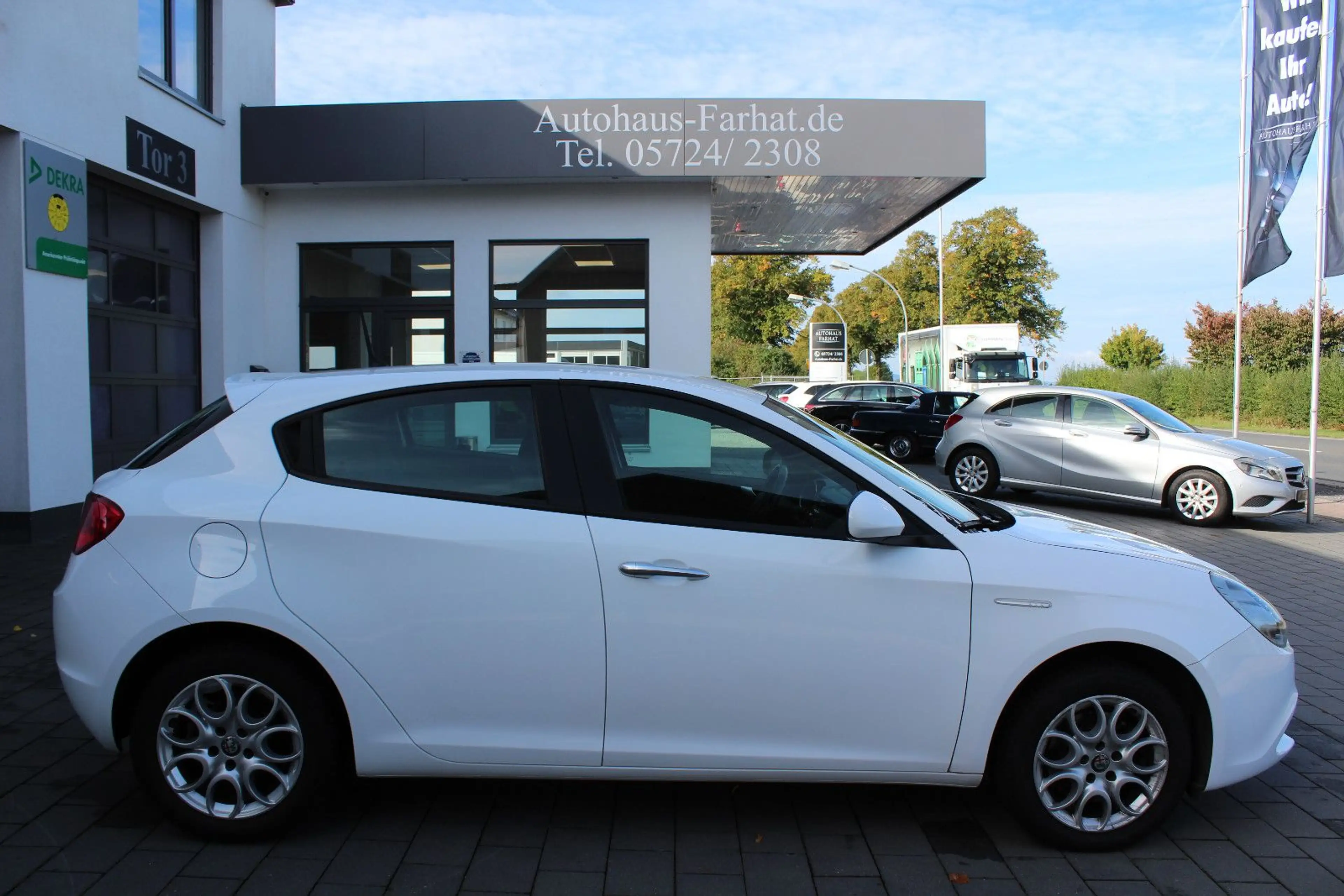 Alfa Romeo Giulietta Super (GANZJAHRESREIFEN) — photo 5