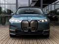 BMW iX xDrive50 Executive 112 kWh | SKY LOUNGE PANORAMADA Bleu - thumbnail 3