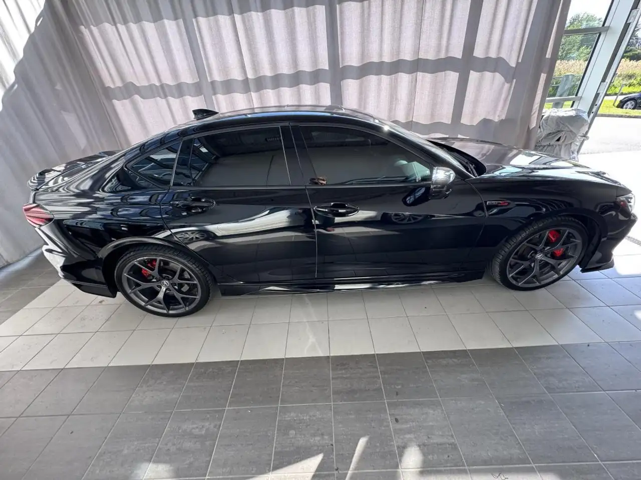 Acura TLX снимка Acura TLX