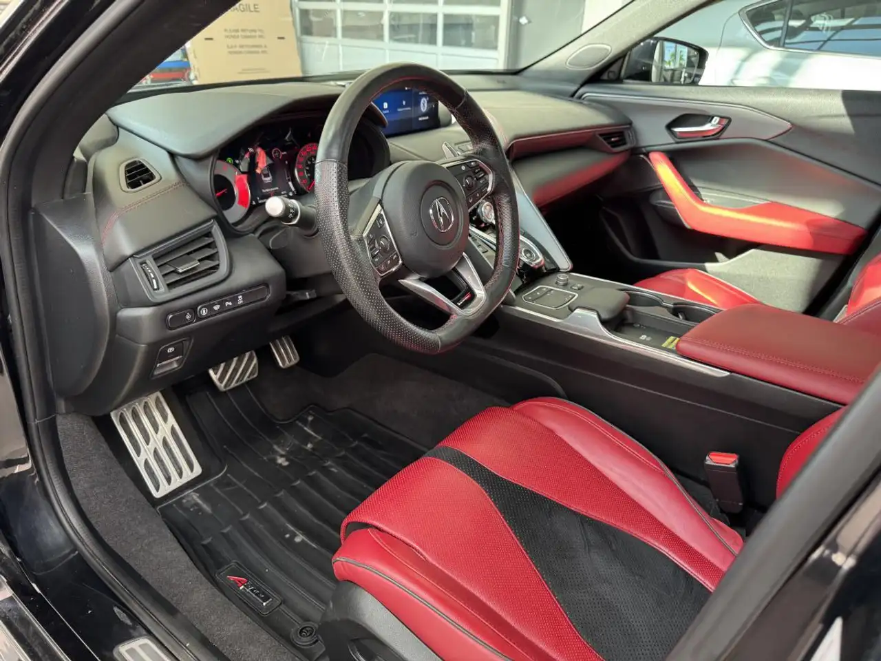 Acura TLX снимка Acura TLX