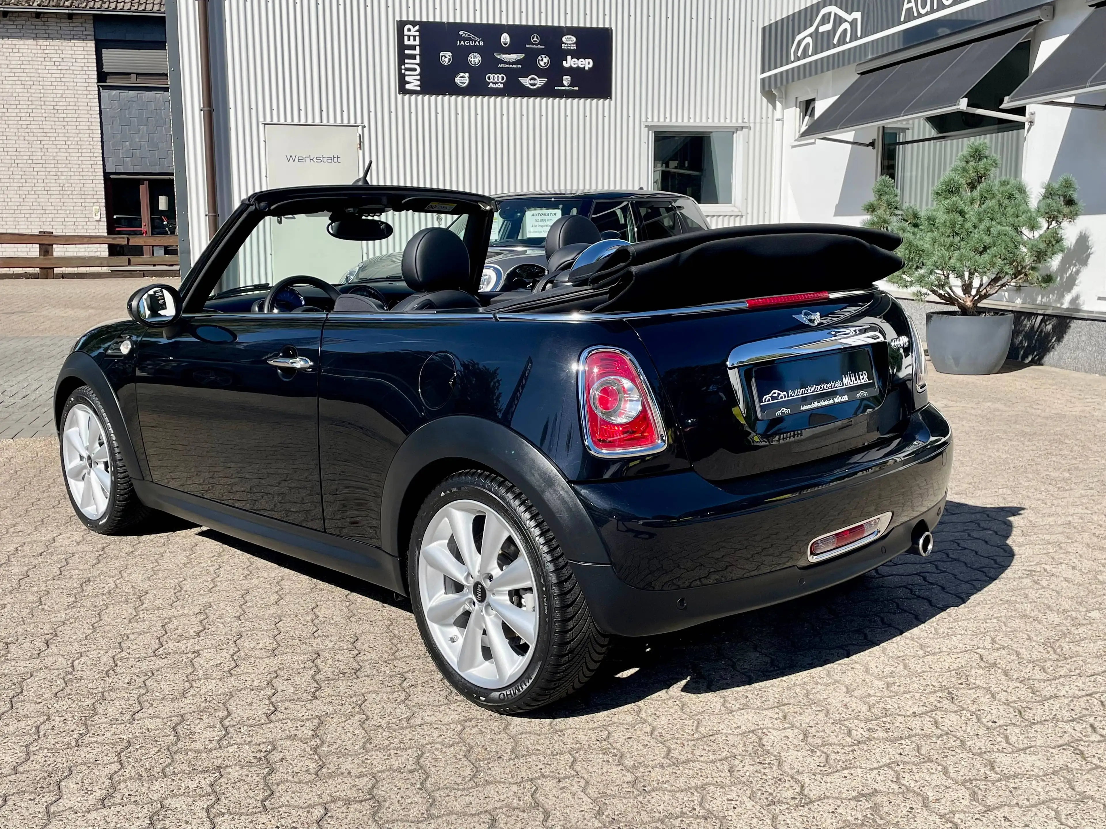 MINI Cooper Cabrio MINI CABRIO+"ECHTLEDER"+Navi+XENON+ TRAUMZUSTAND! +Alle Inspektionen — photo 3