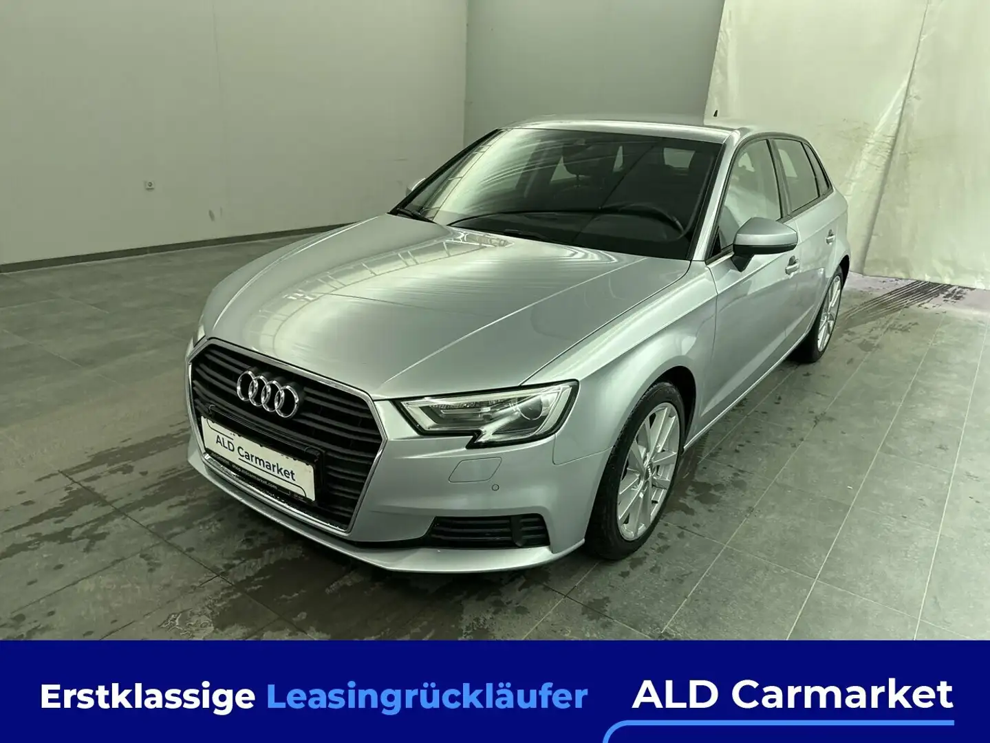Audi A3 35 TDI Sportback Kombi, 5-türig, 6-Gang Silber - 1
