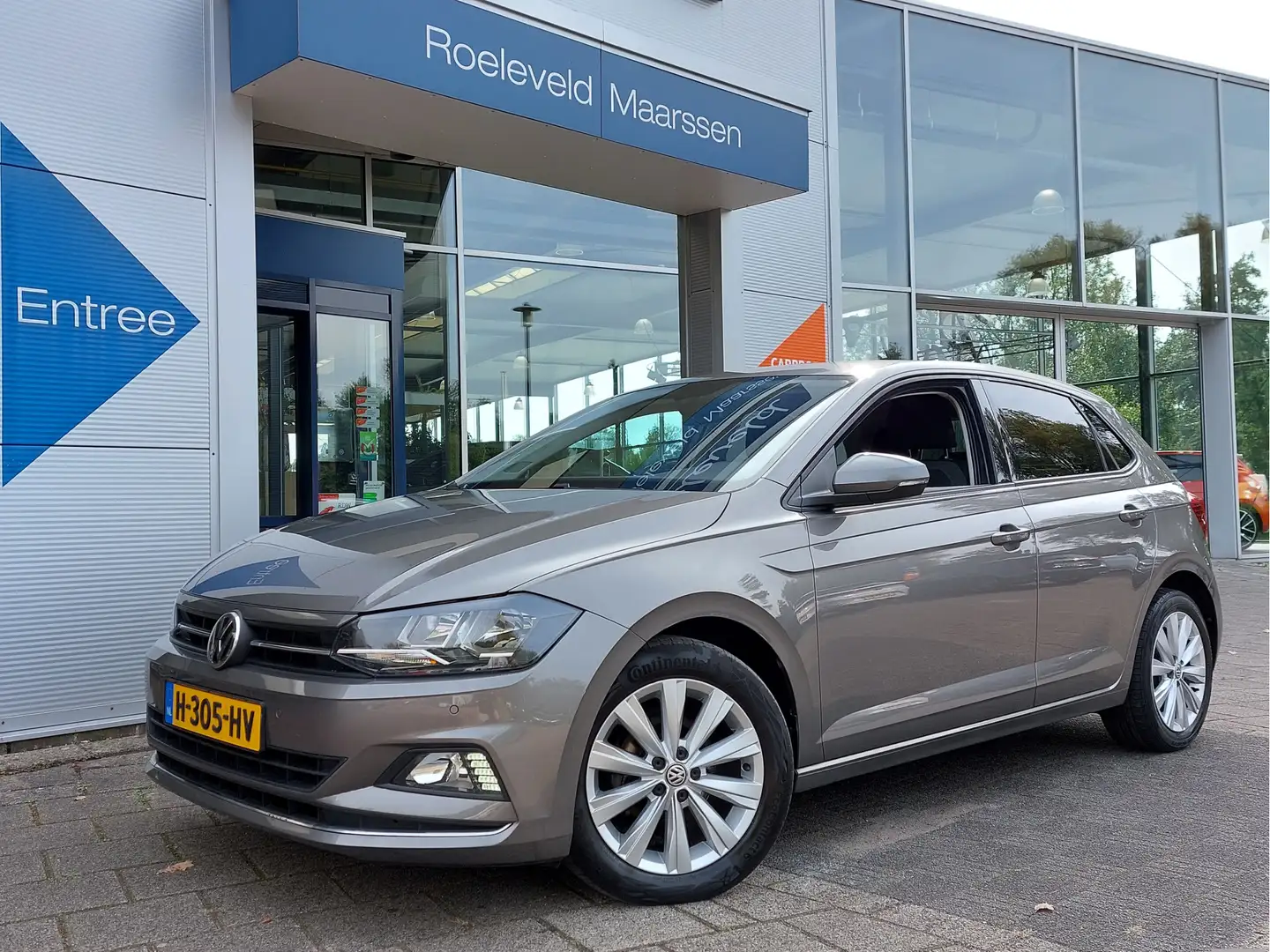 Volkswagen Polo 1.0 TSI 95pk Highline Executive 5-Deurs | Navi | A Grijs - 1