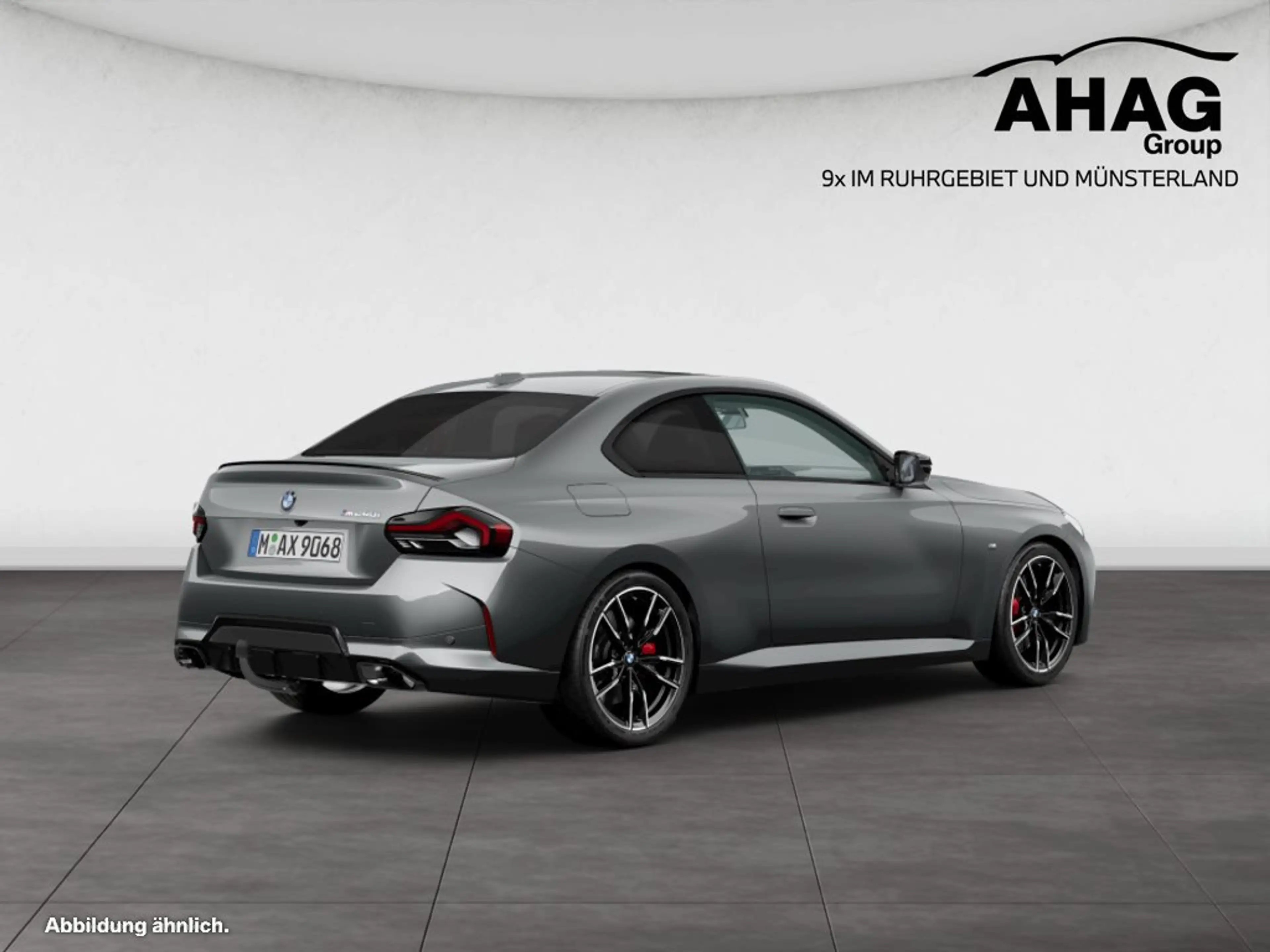 BMW 240 M240i xDrive — photo 2