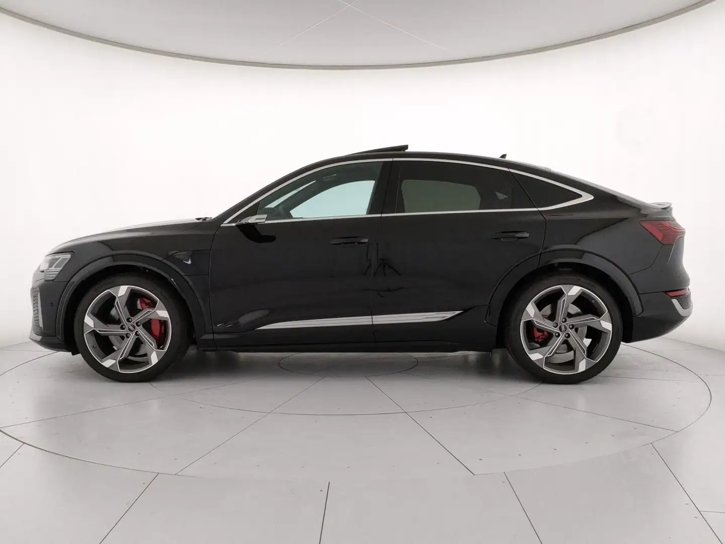 Audi Q8 e-tron se-tron sportback sport attitude quattro Fekete - 2