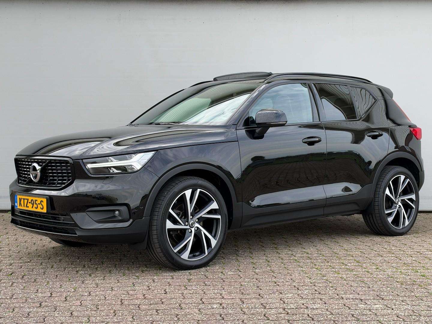 2019 Volvo XC40