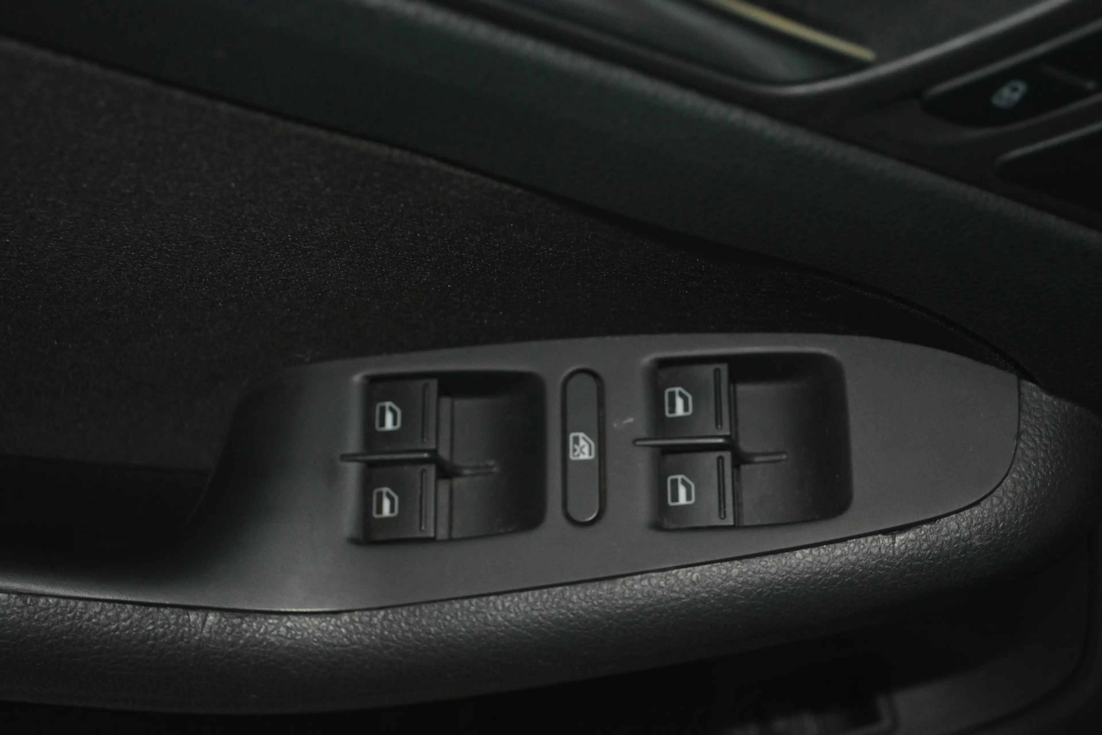 Volkswagen Jetta Jetta 1.2 TSI Comfortline — photo 12