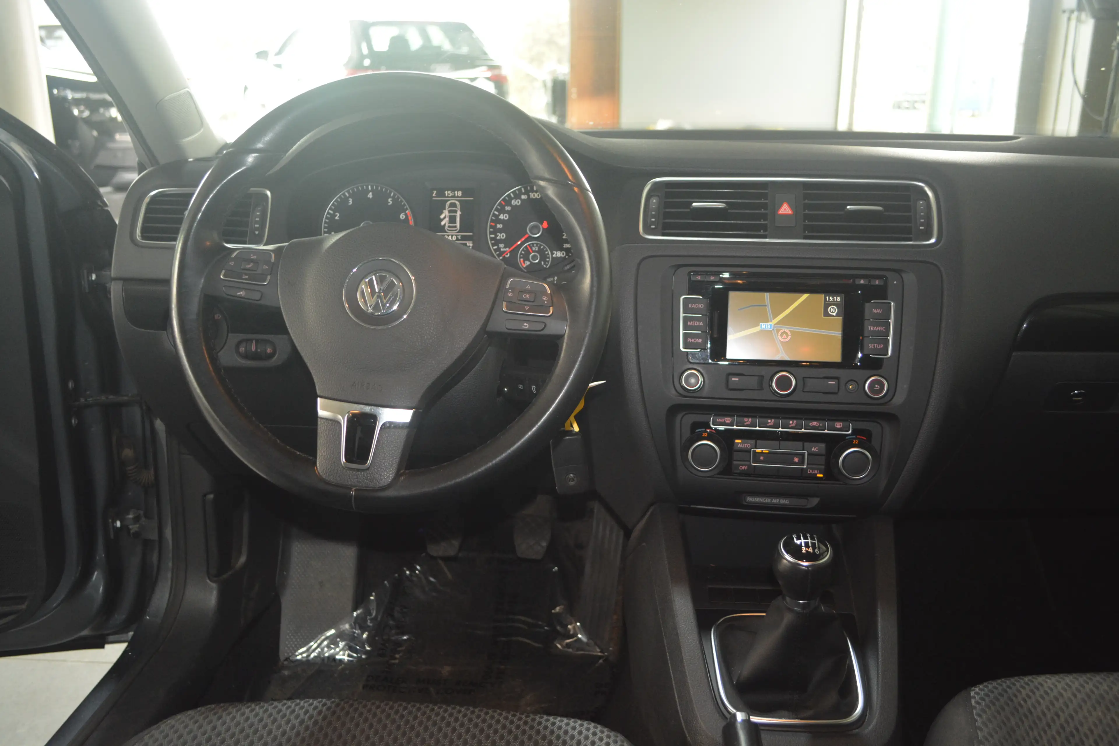 Volkswagen Jetta Jetta 1.2 TSI Comfortline — photo 7