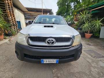 Hilux 2.5 extra cab DLX  KM 0