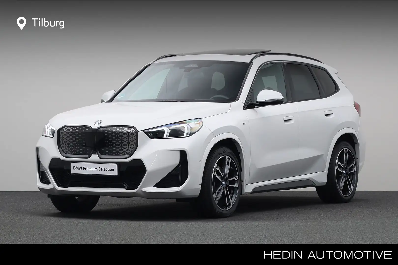 BMW iX1 xDrive30 67 kWh M-Sport | Harman Kardon | Panorama Wit - 1