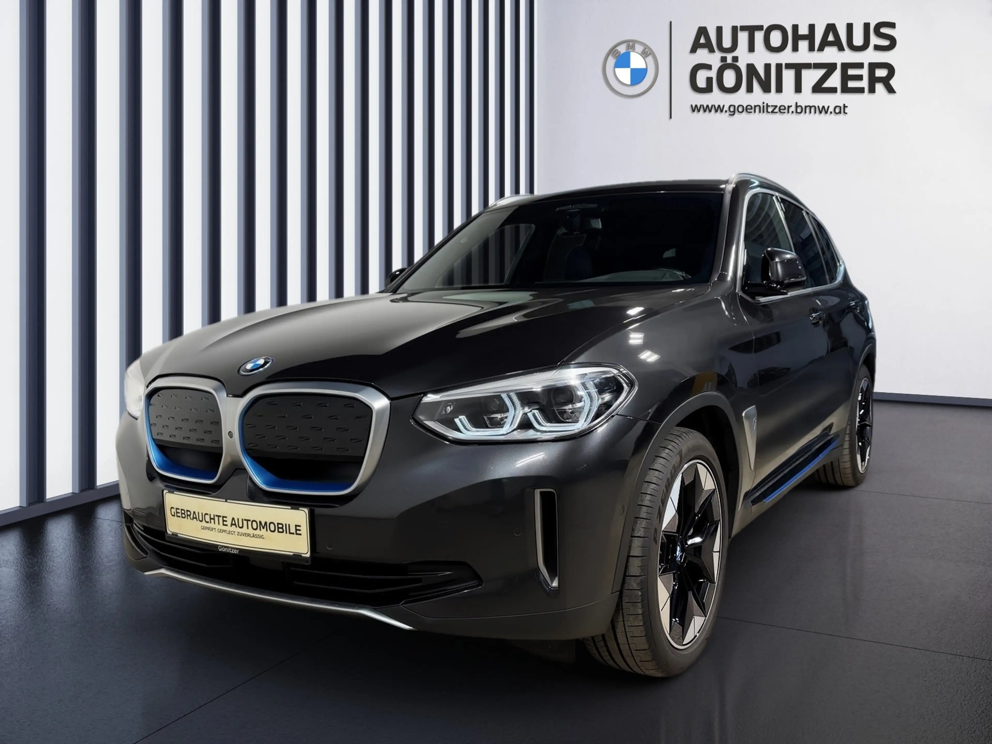 BMW iX3
