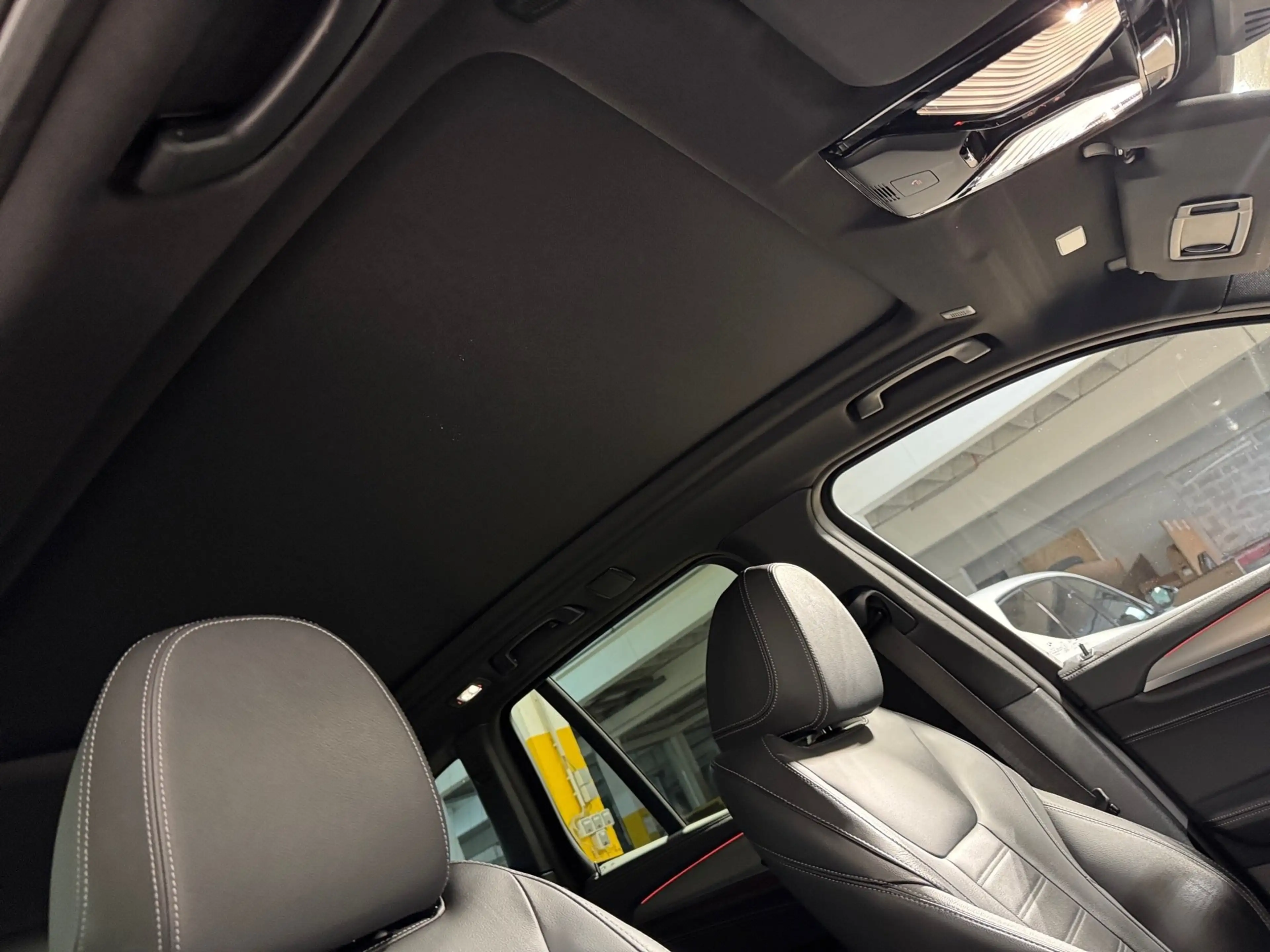 BMW iX3 — photo 15