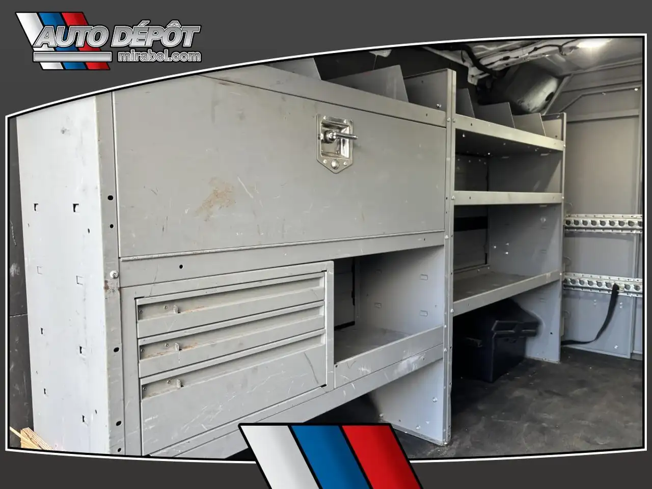 Ford Transit Cargo Van снимка Ford Transit Cargo Van