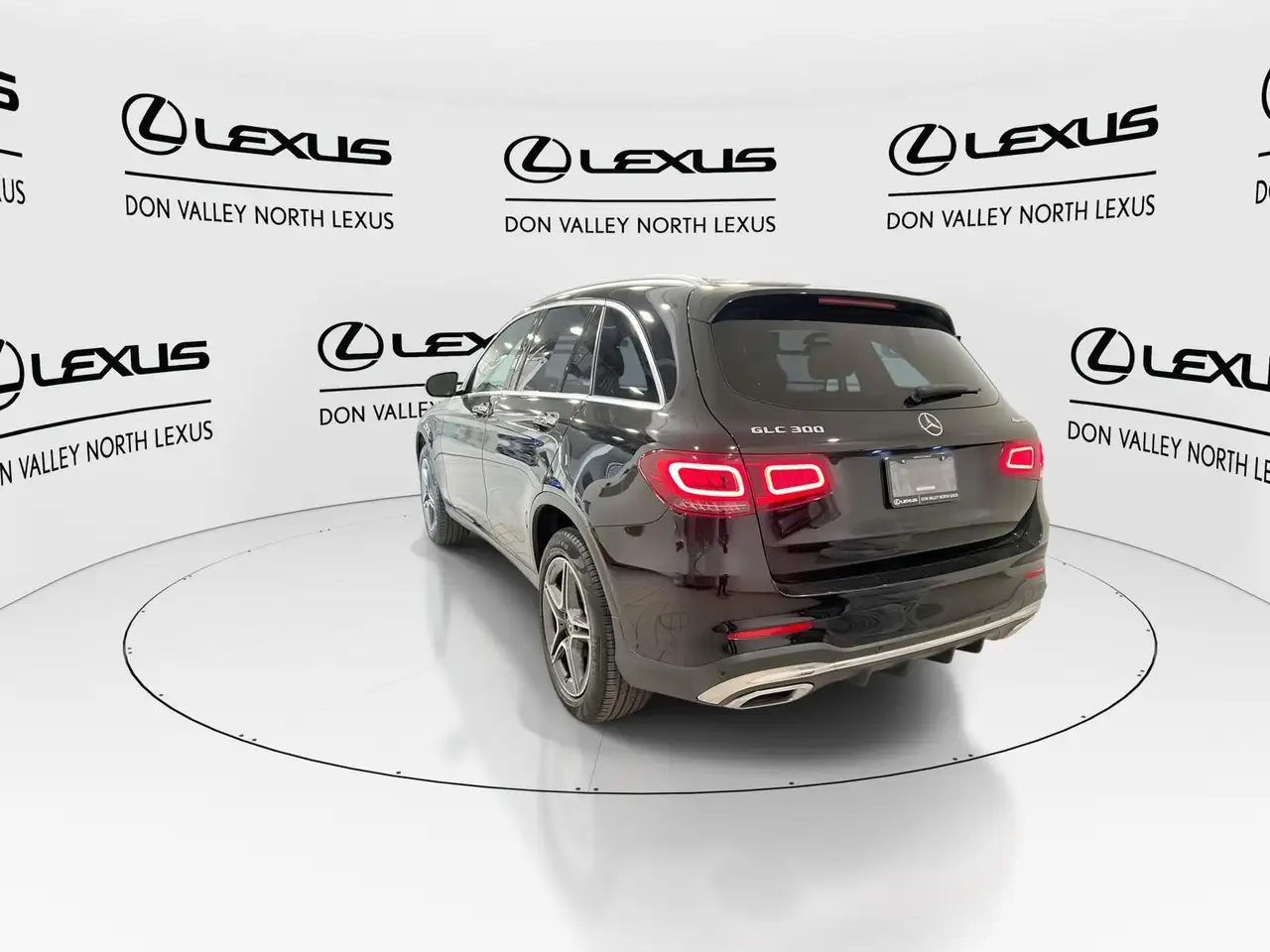 Mercedes-Benz GLC снимка Mercedes-Benz GLC