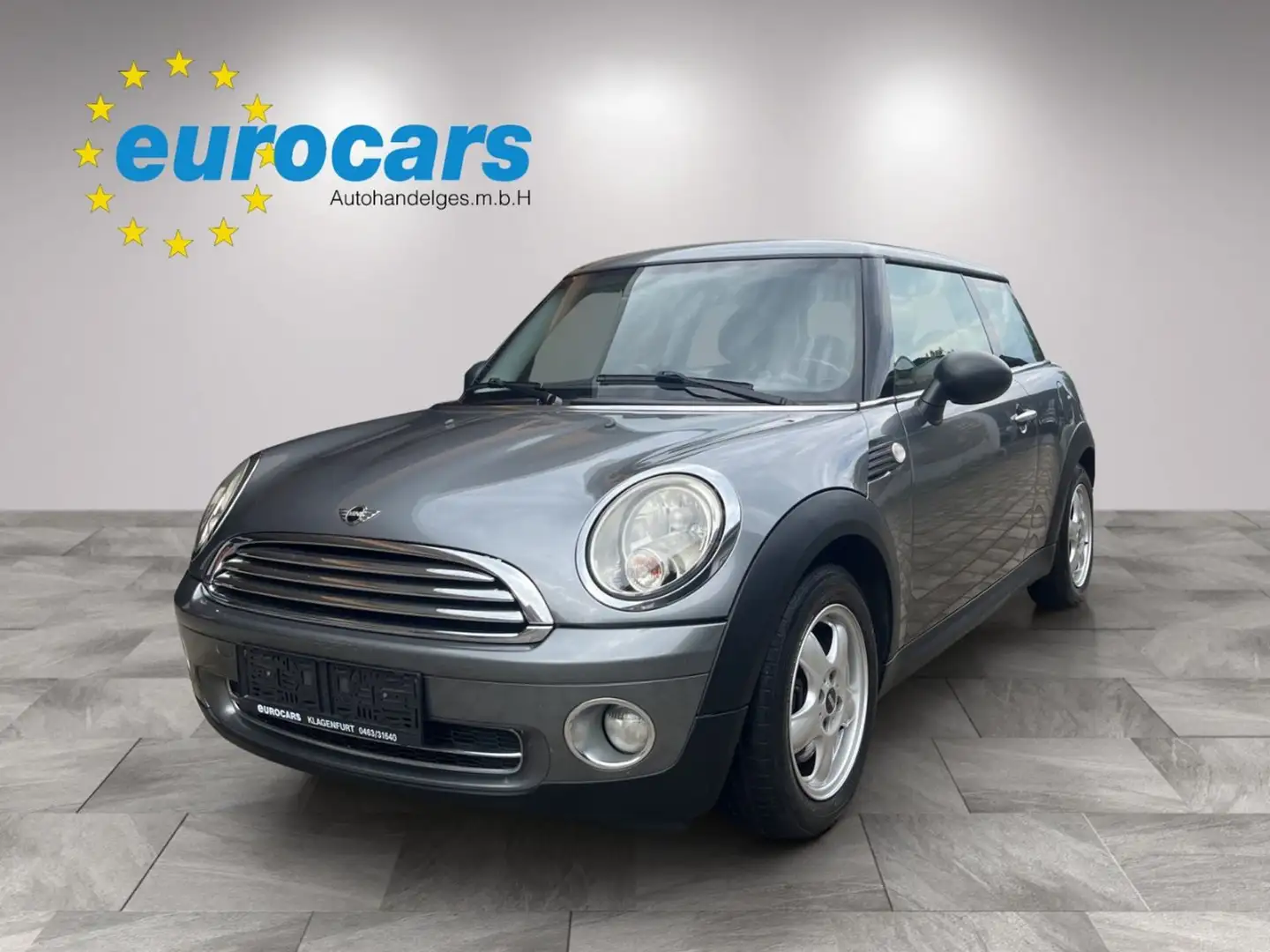 MINI One ONE R56 N16 Grau - 1