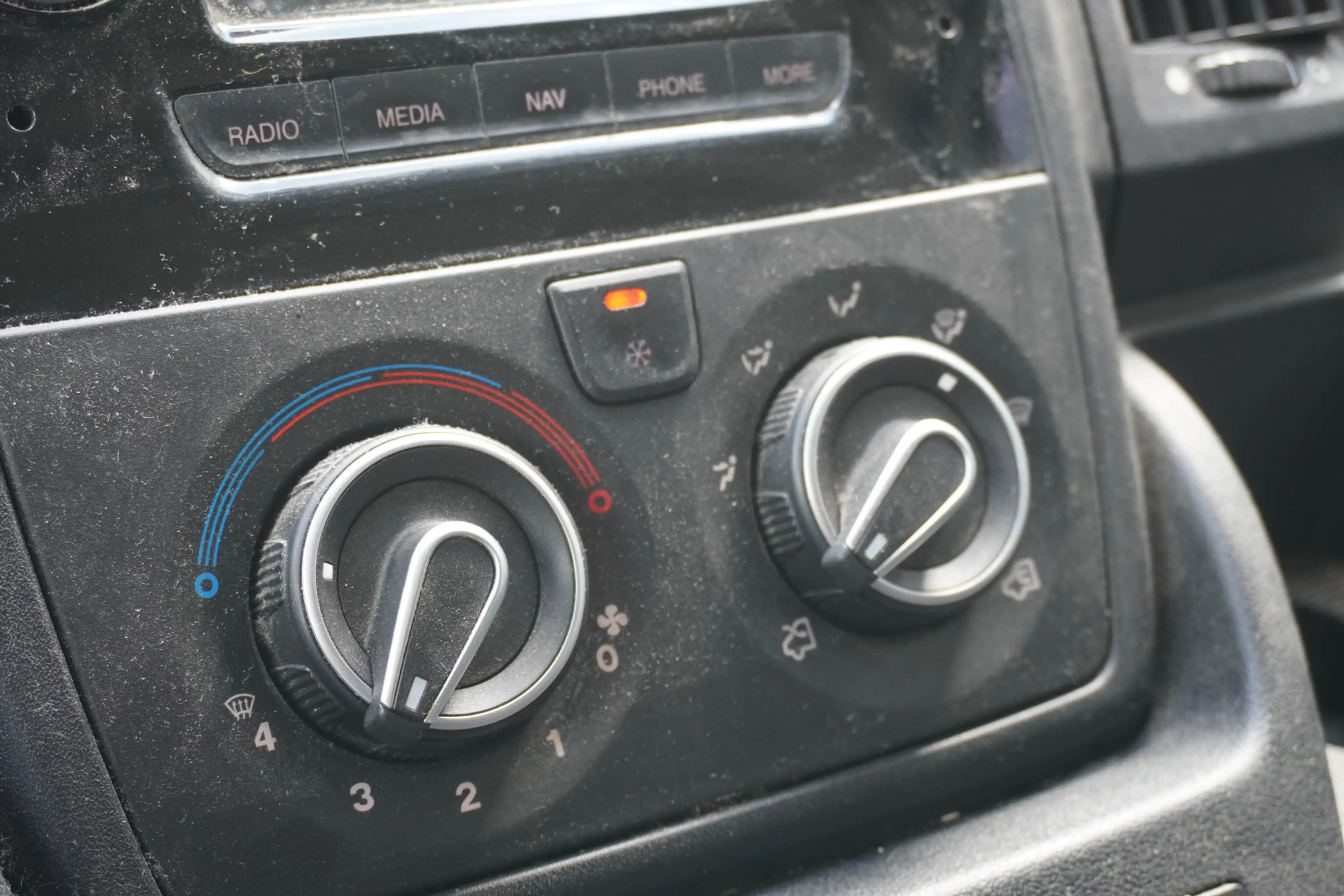 Peugeot Boxer 2.2 HDI 130PK L2H1 - Airco - Cruise - Camera - € 4 — photo 10
