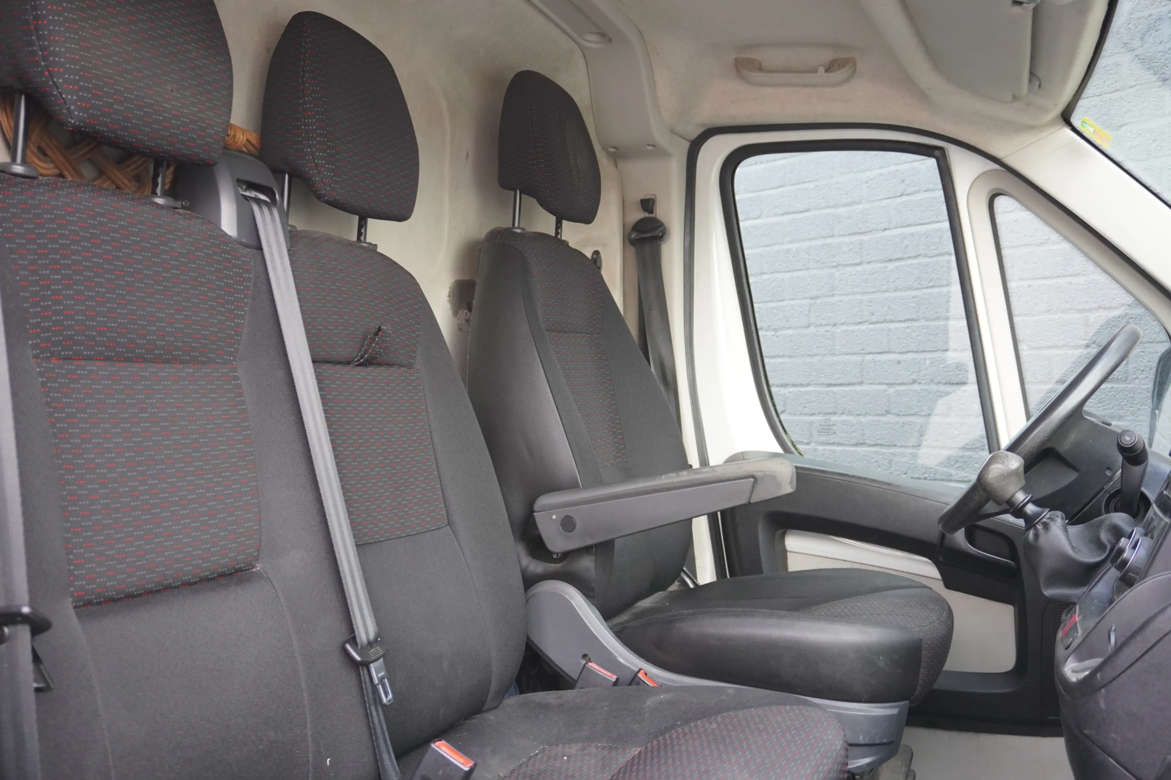Peugeot Boxer 2.2 HDI 130PK L2H1 - Airco - Cruise - Camera - € 4 — photo 4