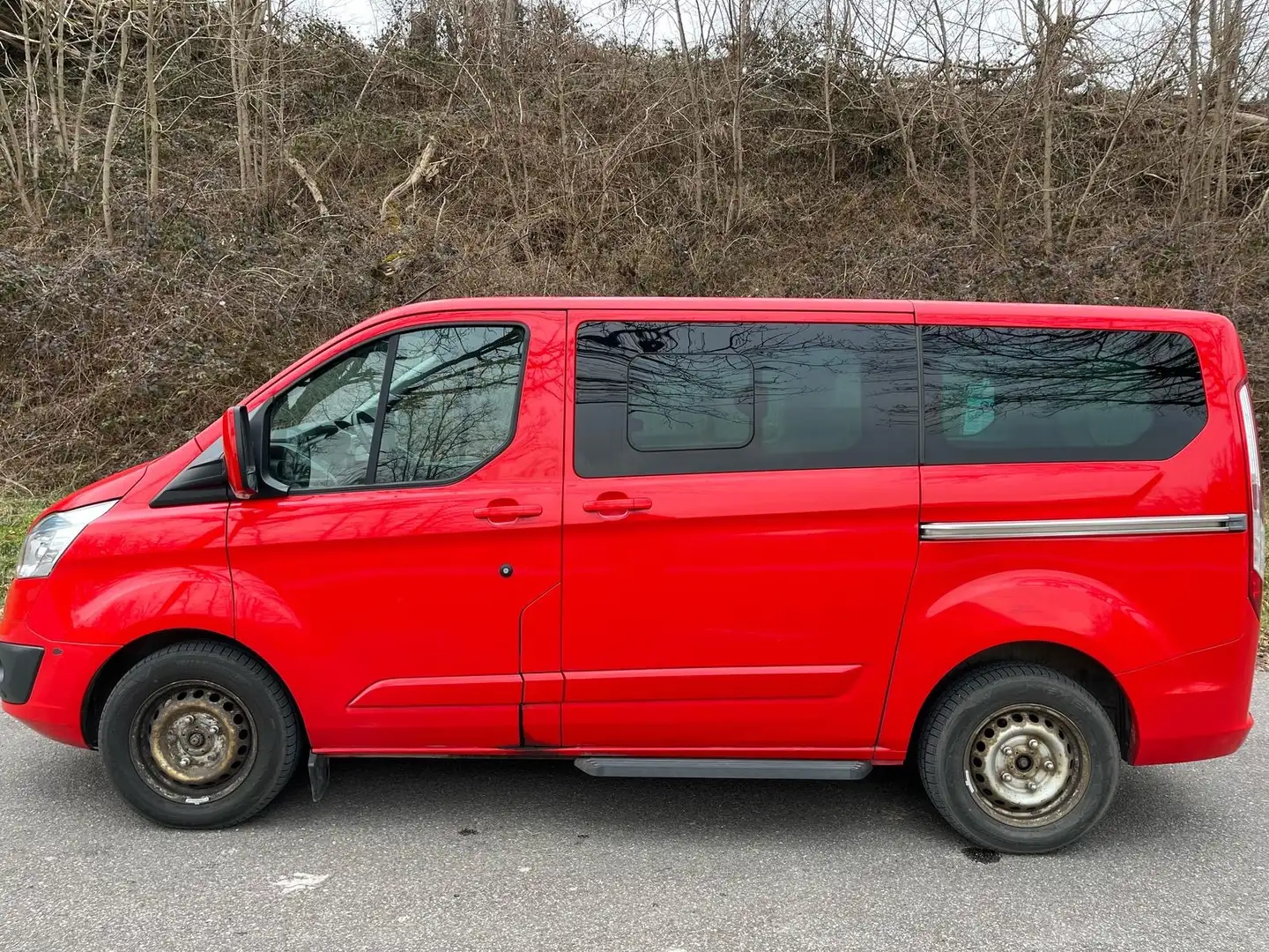 Ford Tourneo Custom Tourneo+Custom+300+L1H1+VA+Titanium Rot - 1