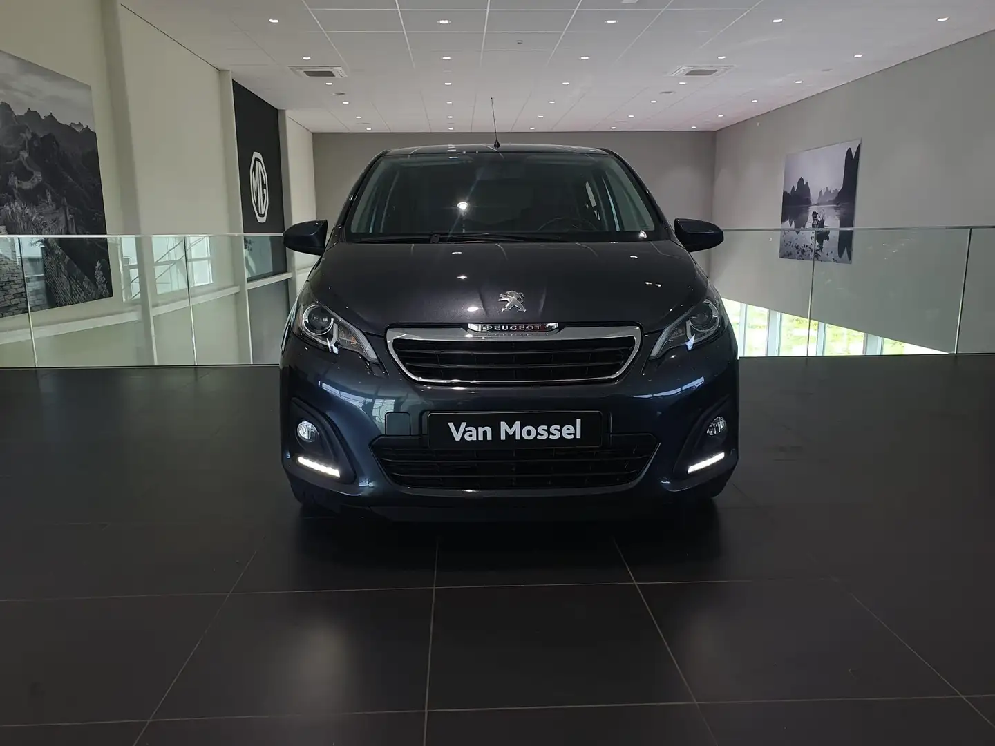 Peugeot 108 1.0 e-VTi Active | Bluetooth | Lederen stuurwiel e Grau - 2