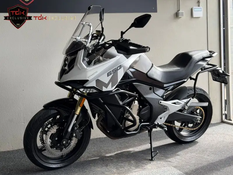 CFMOTO 650 MT - foto 6