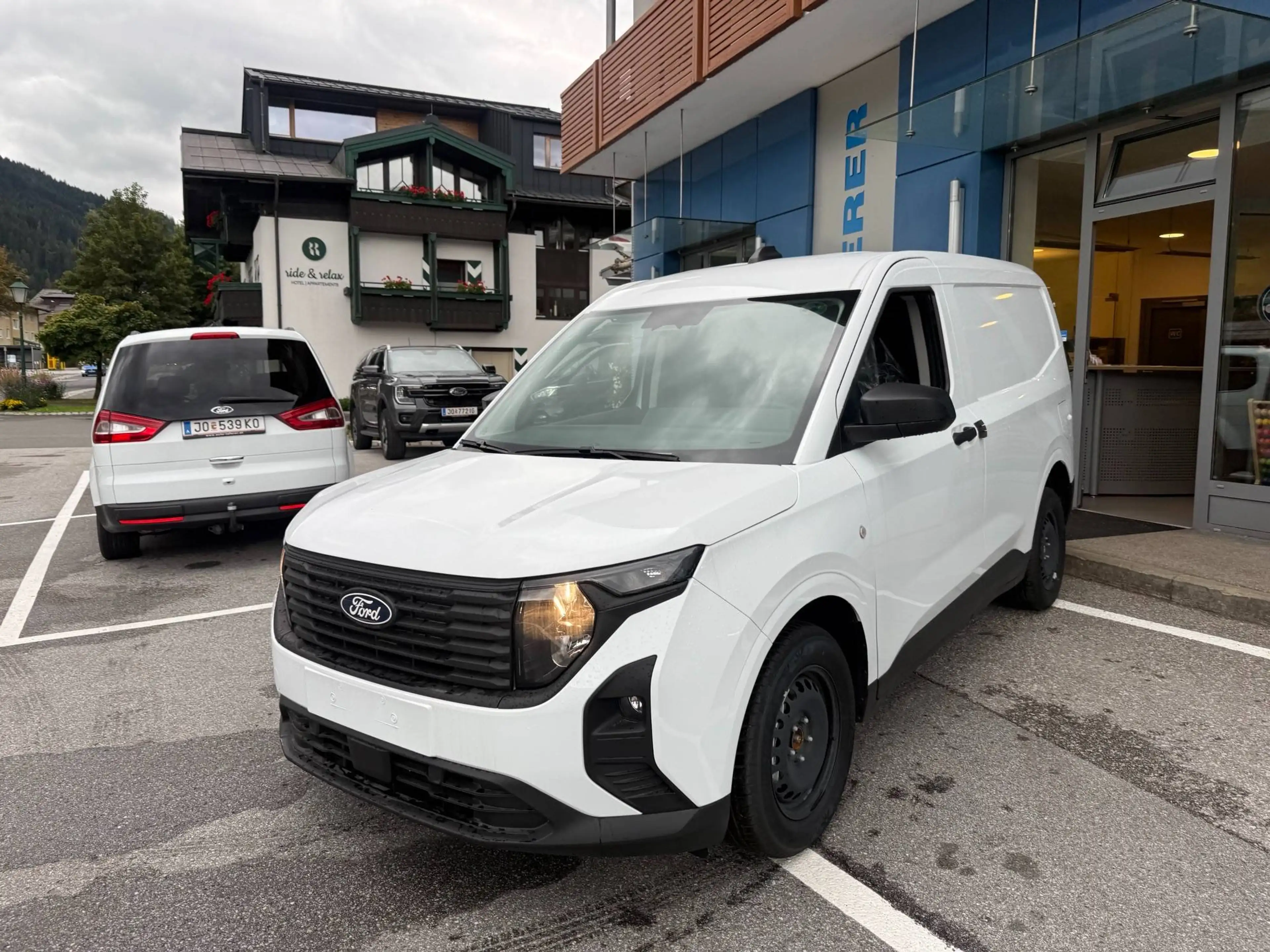 Ford Transit Courier Transit Courier Kastenwagen — photo 2