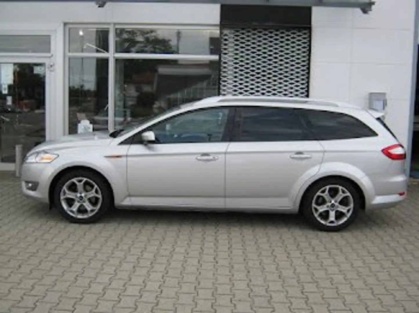 Ford Mondeo Turnier 2.0 Sport Argent - 2