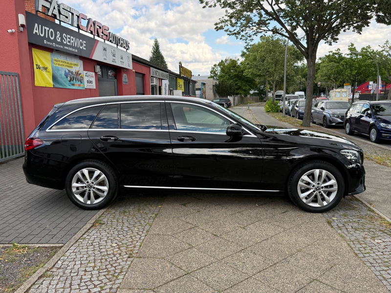 Mercedes-Benz C 220 d T-Model 4Matic Avantgarde ACC Navi — photo 9