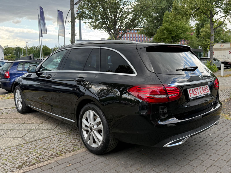 Mercedes-Benz C 220 d T-Model 4Matic Avantgarde ACC Navi — photo 6