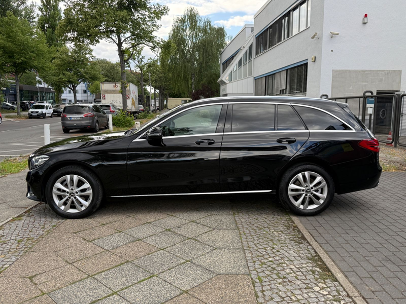 Mercedes-Benz C 220 d T-Model 4Matic Avantgarde ACC Navi — photo 5
