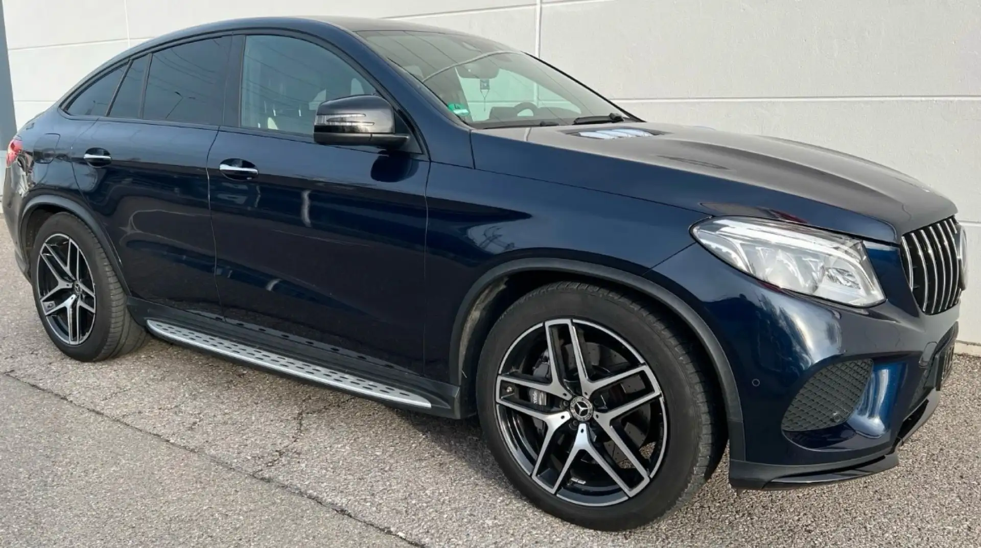 Mercedes-Benz GLE 500 4Matic AMG-Line Standheitzung 360grad Bleu - 2