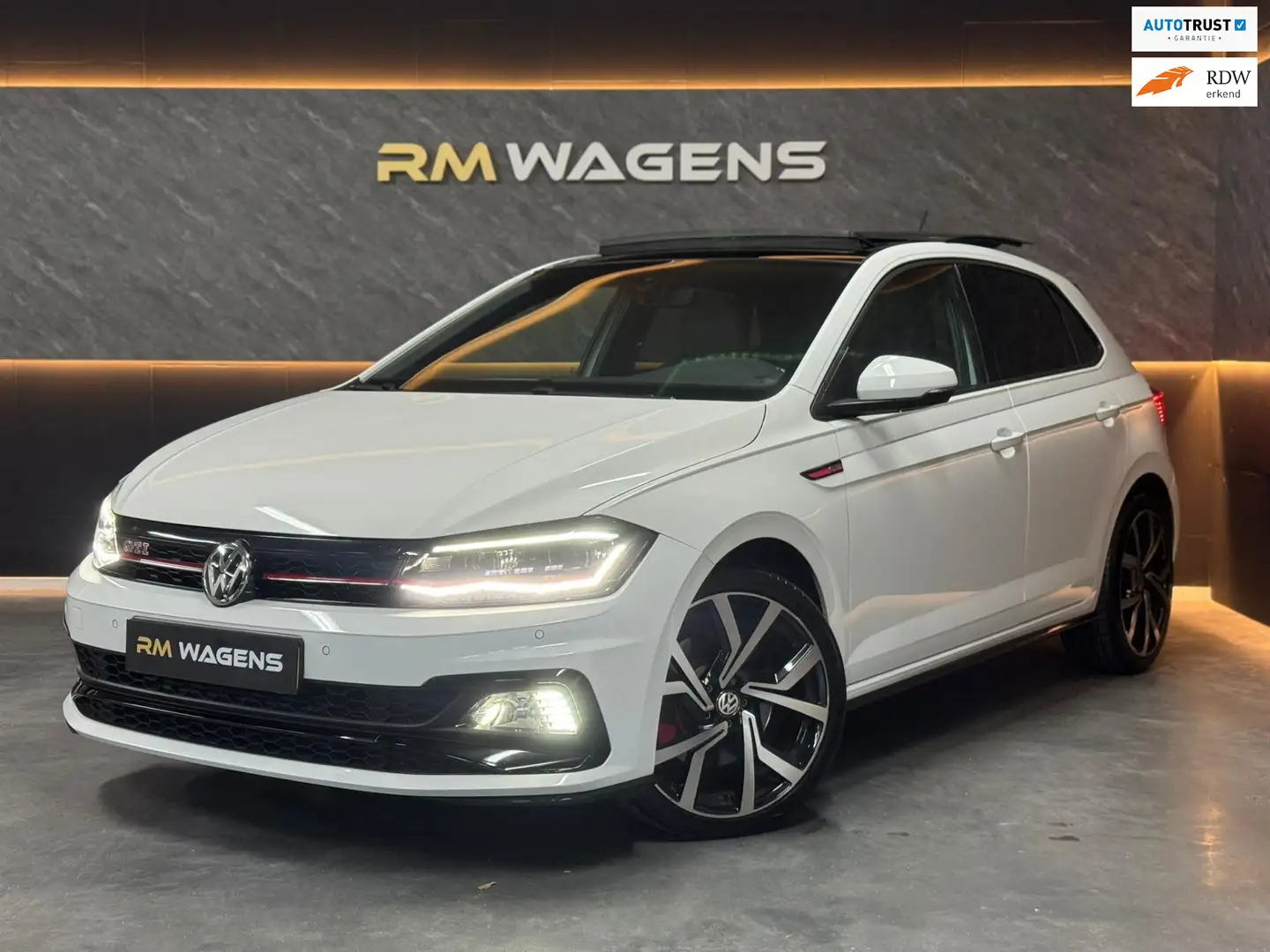 Volkswagen Polo GTI 2.0 TSI GTI|PANO|KEYLESS|CARPLAY|CAM Wit - 1