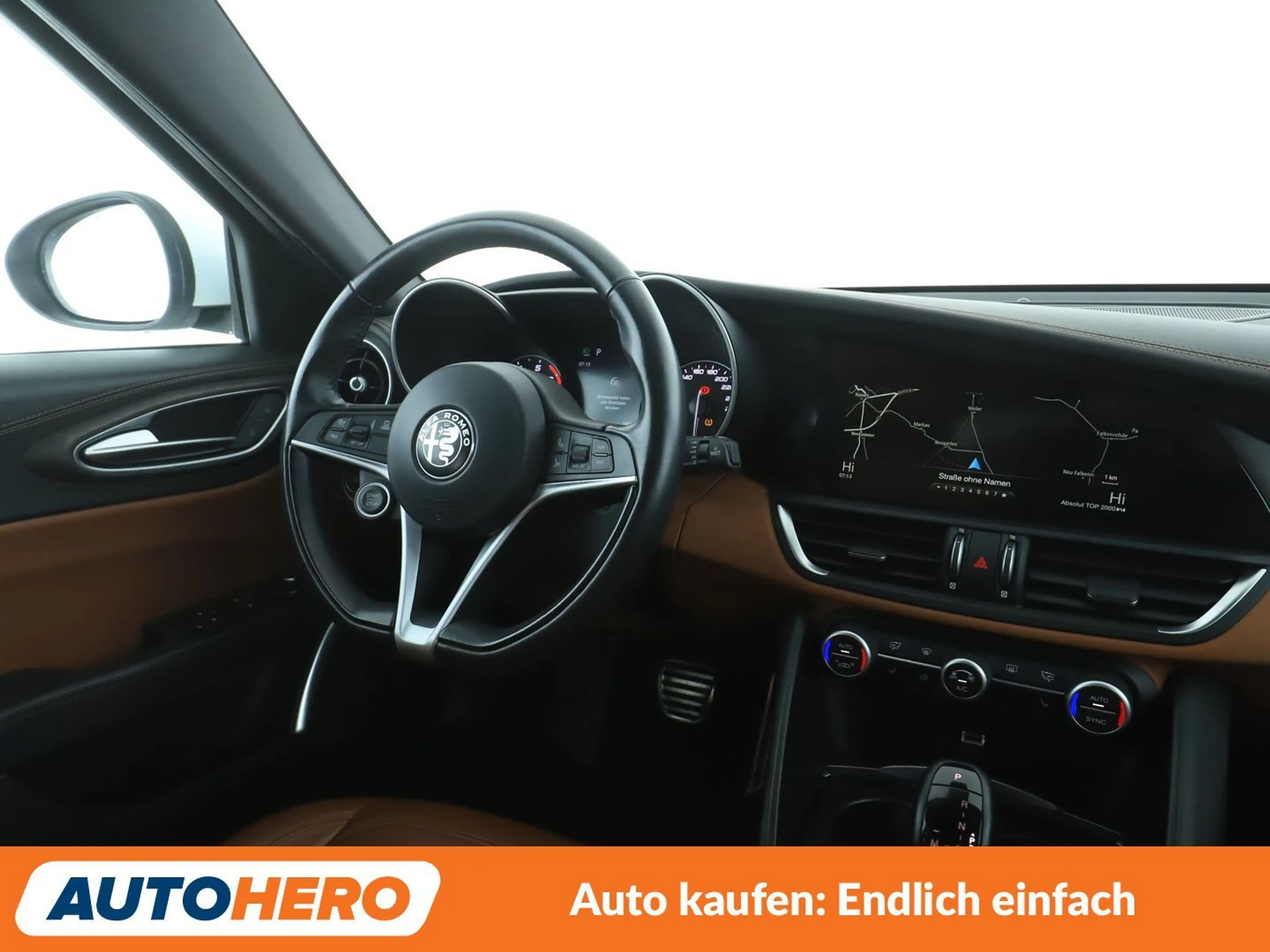 Alfa Romeo Giulia 2.0 Turbo Lusso Aut.*NAVI*BiXENON*CAM*ACC*SHZ* — photo 13