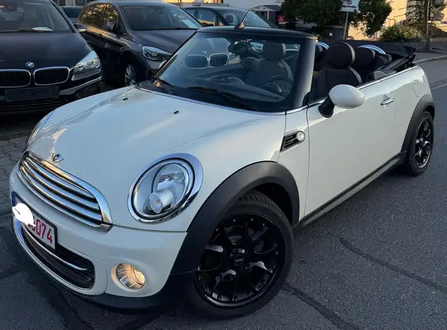 MINI Cooper Cabrio Cooper, Vollleder,122PS, Garantie, Garagenwagen!!
