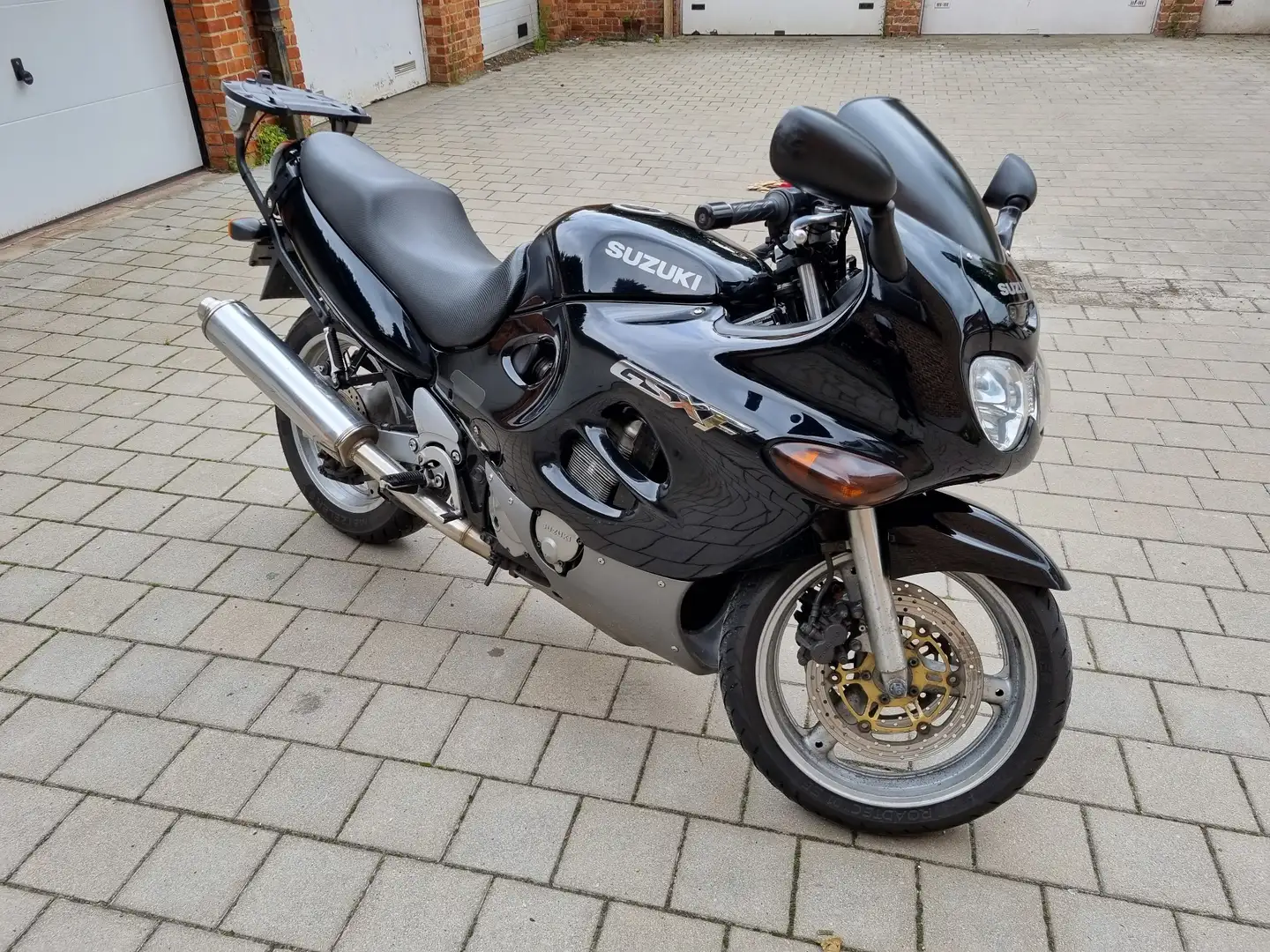 Suzuki GSX 750 GSXF, GSX750F Zwart - 1