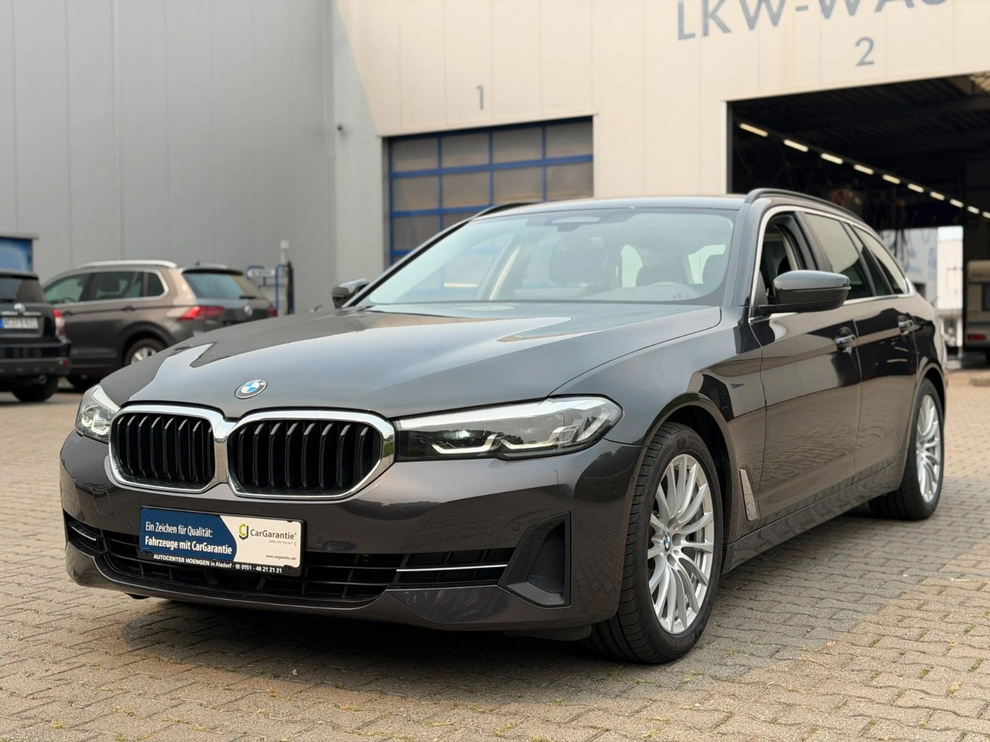 BMW 520 d Touring Garantie*KeyL*Navi*Car Play*Ambien — photo 6