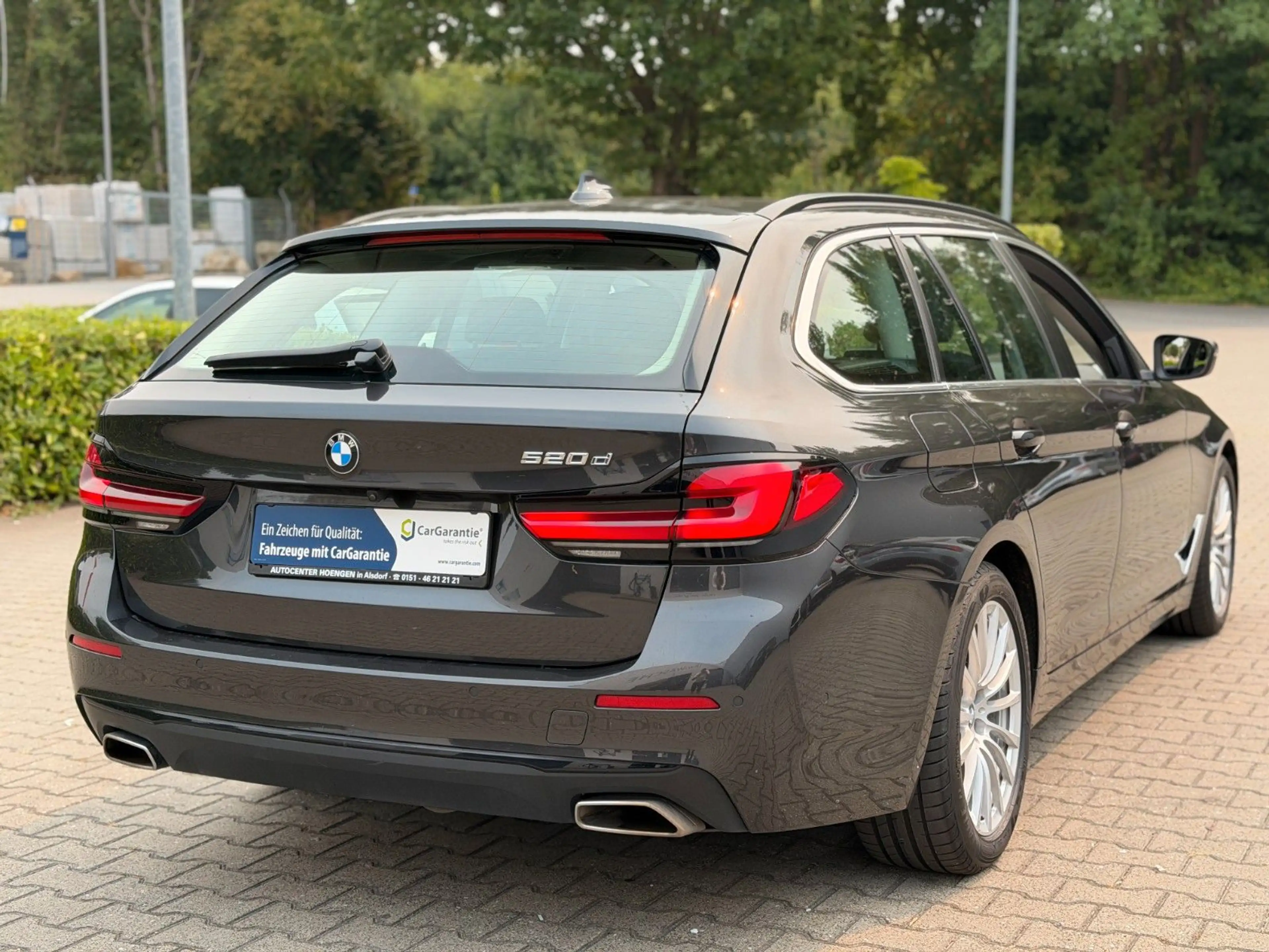 BMW 520 d Touring Garantie*KeyL*Navi*Car Play*Ambien — photo 10
