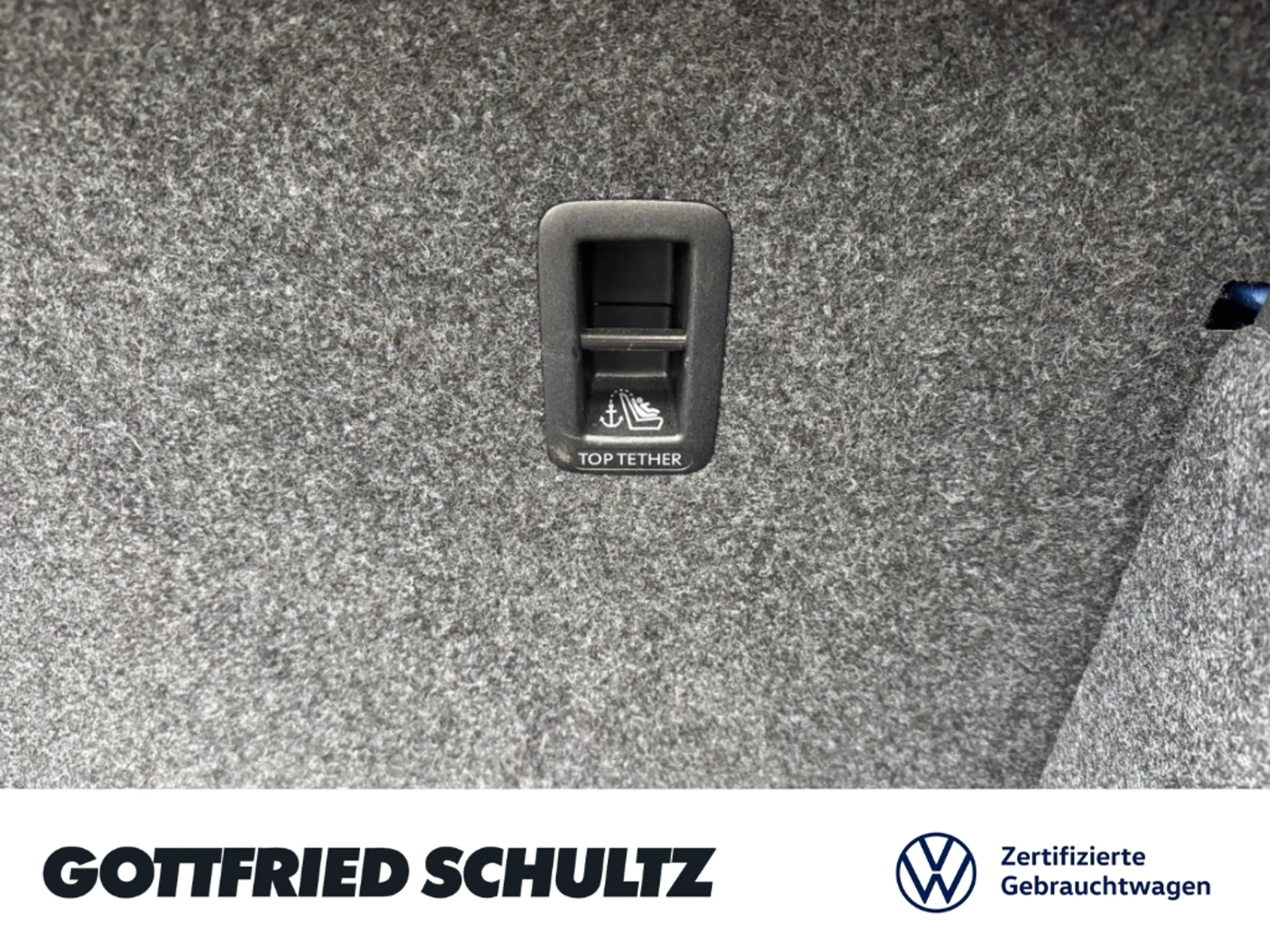Volkswagen Polo UNITED TSI DSG NAVI EINPARKHILFE SITZHEIZUNG — photo 11