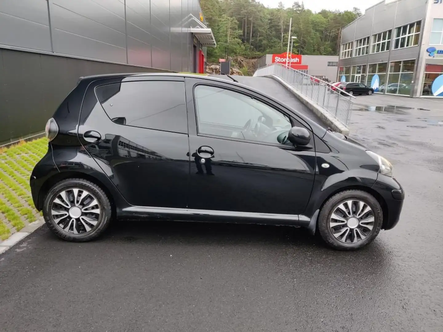 Toyota Altezza Aygo+5p+1.4d+Sol Negru - 1
