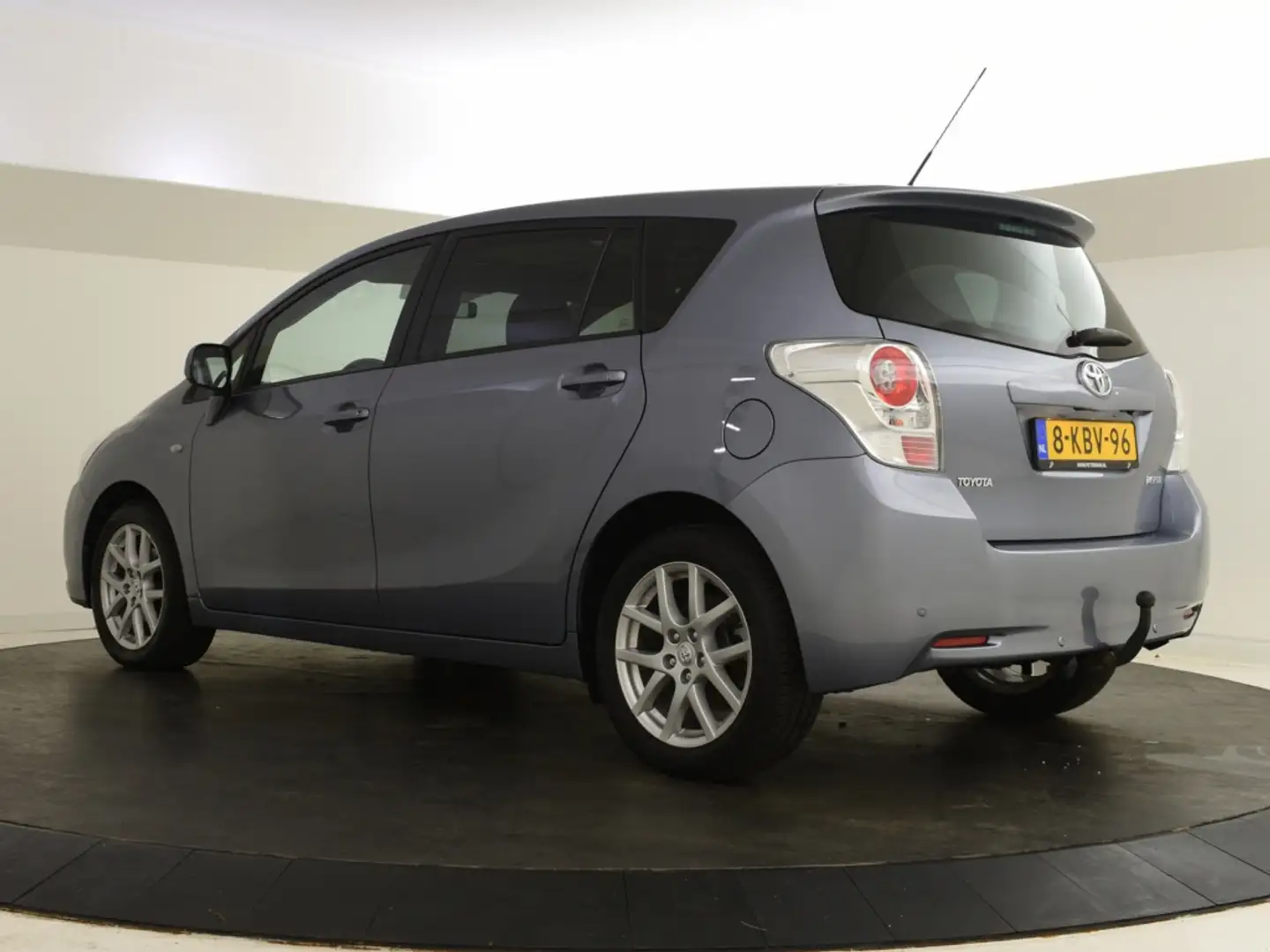 Toyota Verso 1.8 VVT-i Dynamic | Panoramadak | PDC V+A | Trekha Blauw - 2