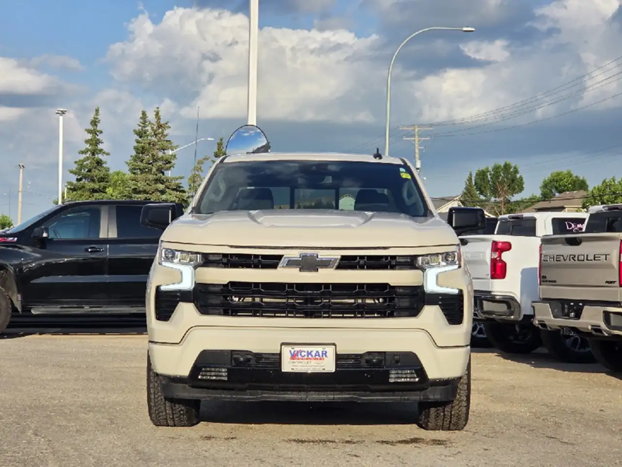 Chevrolet Silverado 1500 photo Chevrolet Silverado 1500