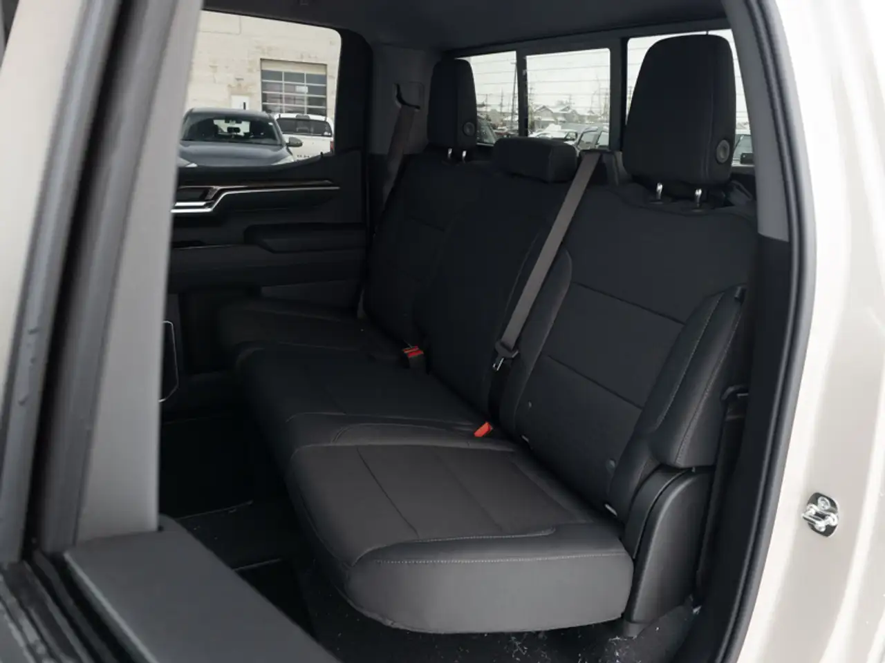 Chevrolet Silverado 1500 снимка Chevrolet Silverado 1500