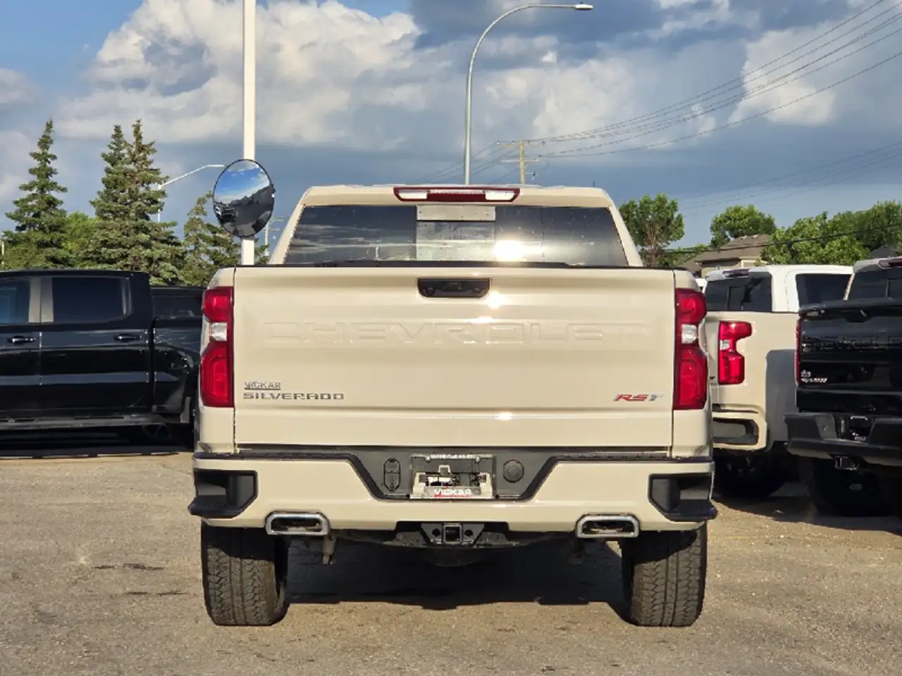Chevrolet Silverado 1500 photo Chevrolet Silverado 1500